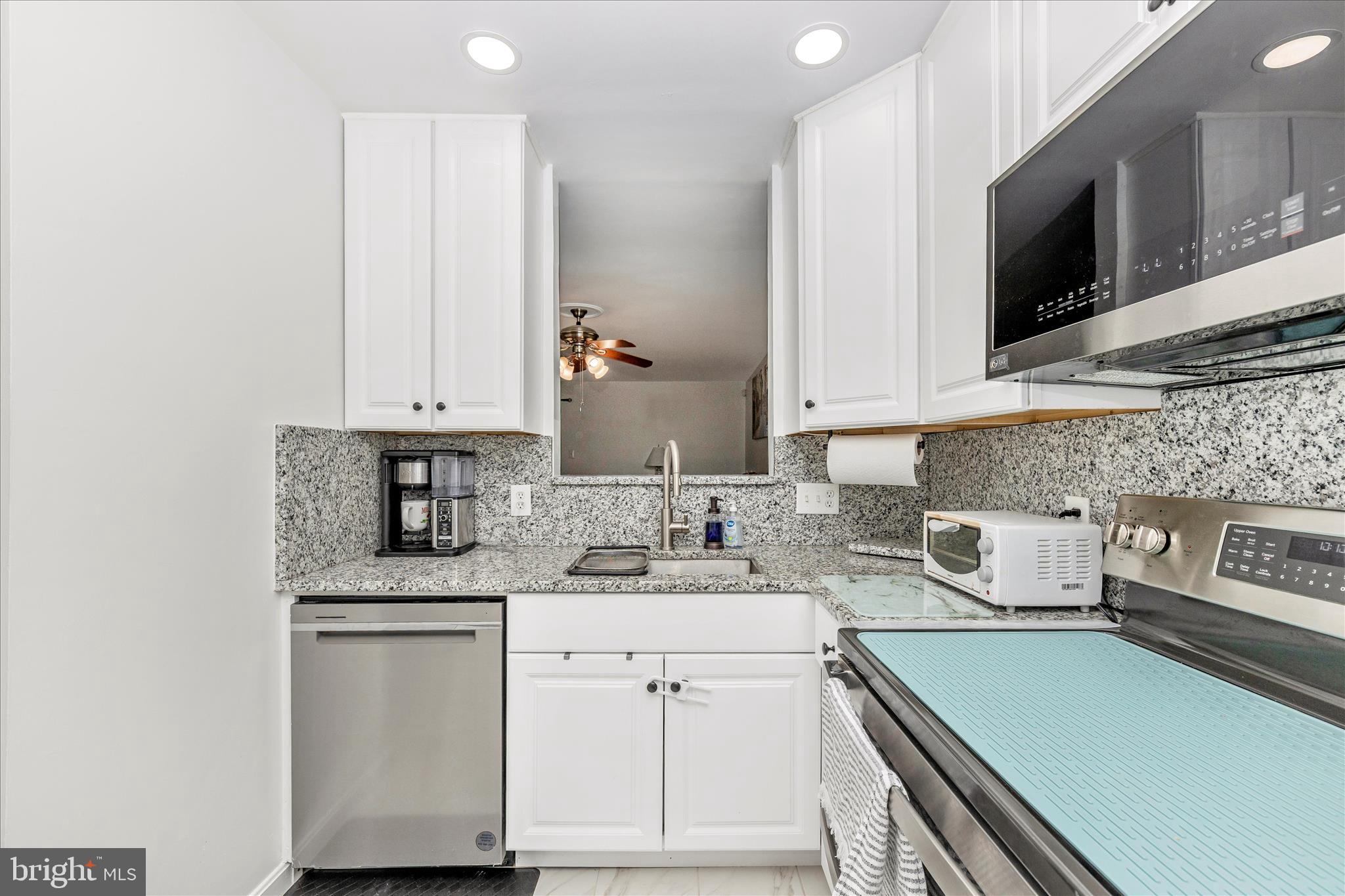 FAIR HILL FARM - Residential