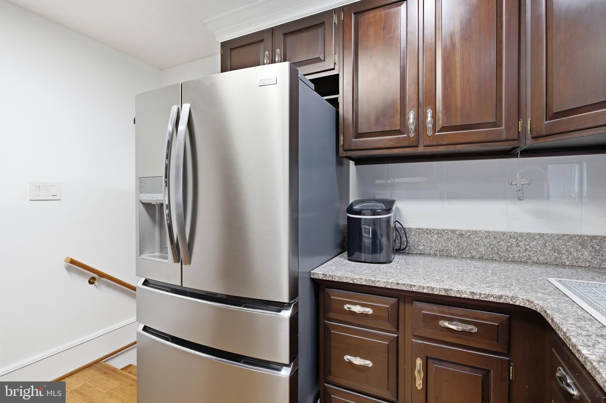 SPRINGFIELD - Residential