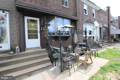 6817 Lynford Street, Philadelphia, PA MLS: PAPH2480140