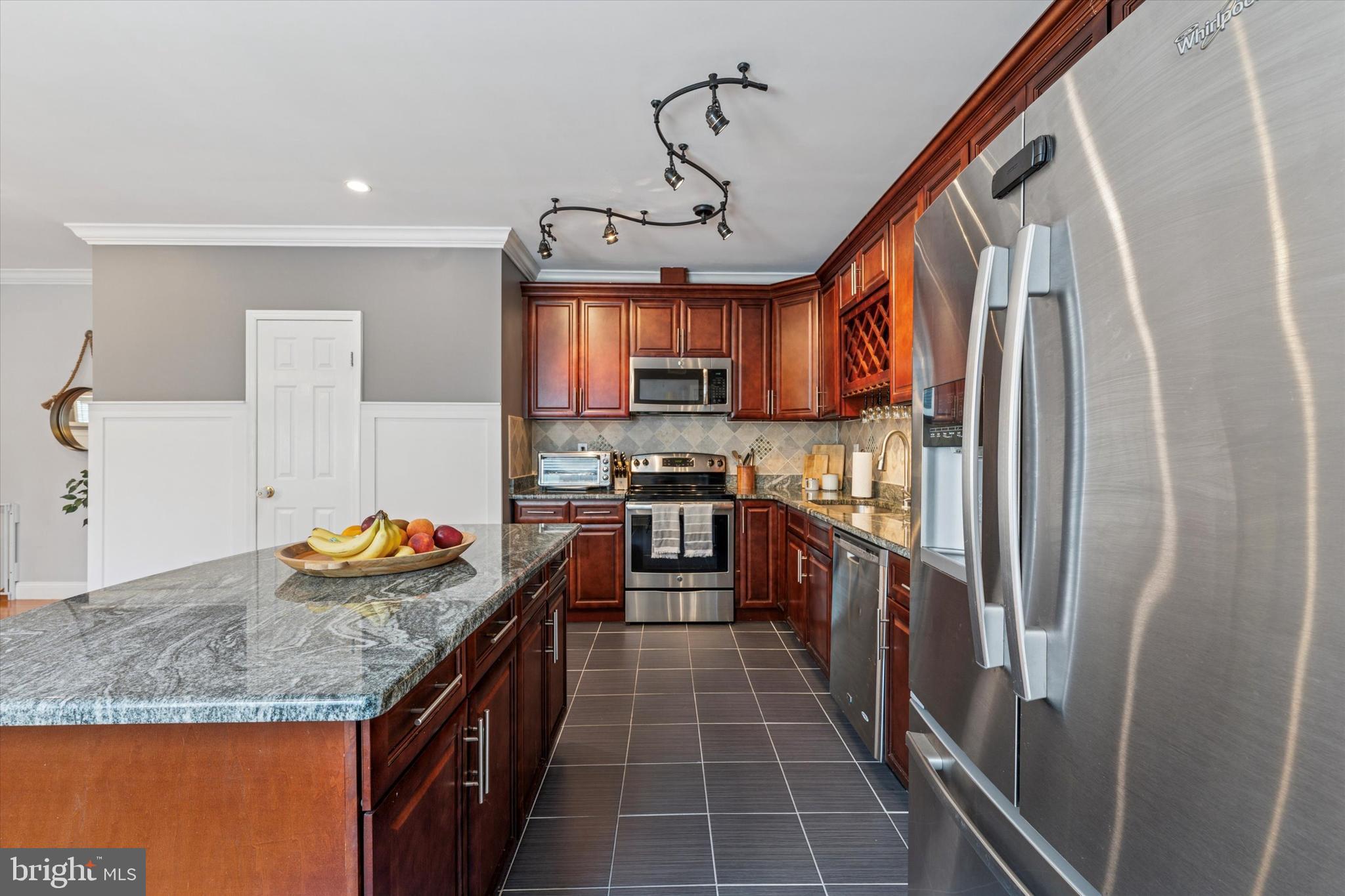 Welcome to this extra-wide corner property in the heart of Newbold, offering the space, comfort, and style today’s homebuyers are looking for. With 3 bedrooms, 2.5 bathrooms, and hardwood floors throughout, this home blends modern upgrades with thoughtful design in one of South Philadelphia’s most exciting neighborhoods.
The upgraded kitchen features a central island, perfect for meal prep and casual dining, while the open-concept layout creates a natural flow for both daily living and entertaining. A fully finished basement offers flexible space for a home office, gym, or playroom.
Situated on a conveniently located block with easy access to Broad Street, neighborhood parks, shops, and dining, this home offers the perfect combination of city living and neighborhood charm. Don’t miss the opportunity to make this Newbold gem your own.