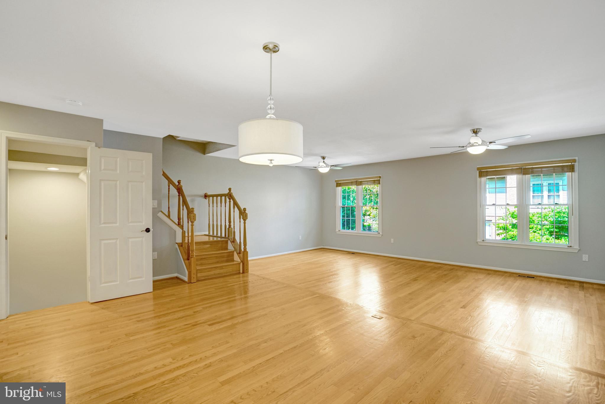 LAFAYETTE VILLAGE - Residential