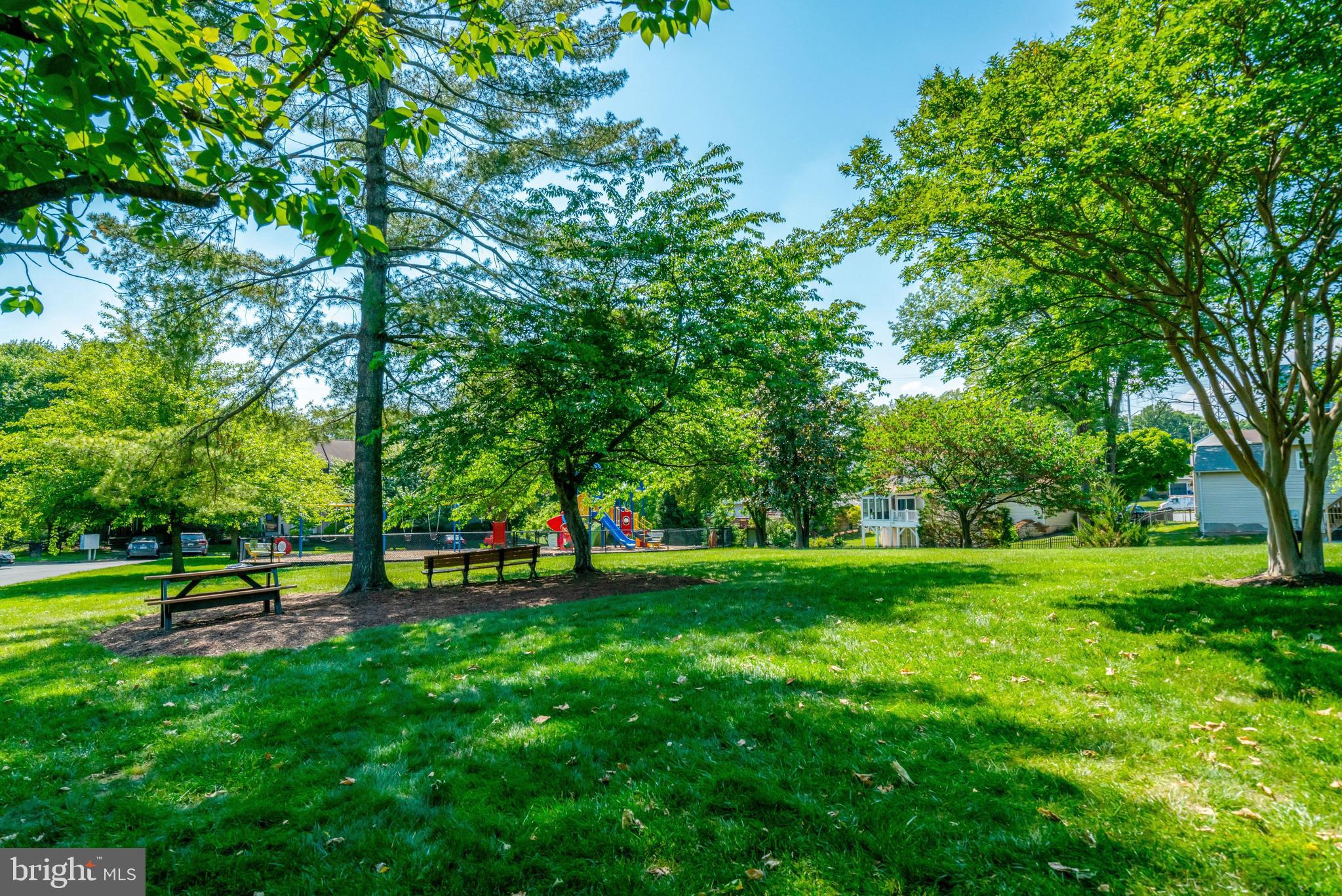LAFAYETTE VILLAGE - Residential