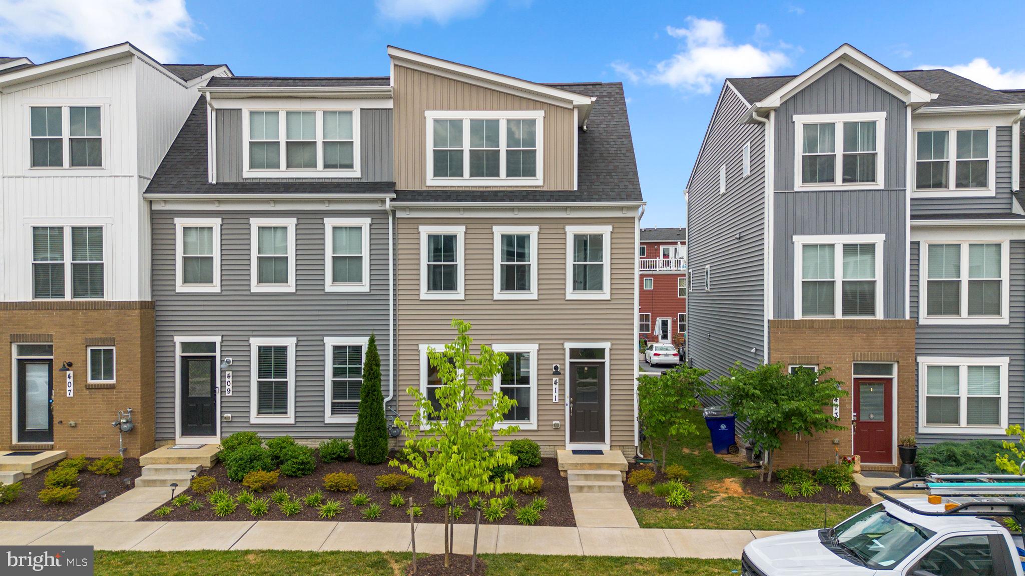 411 GILLESPIE DRIVE