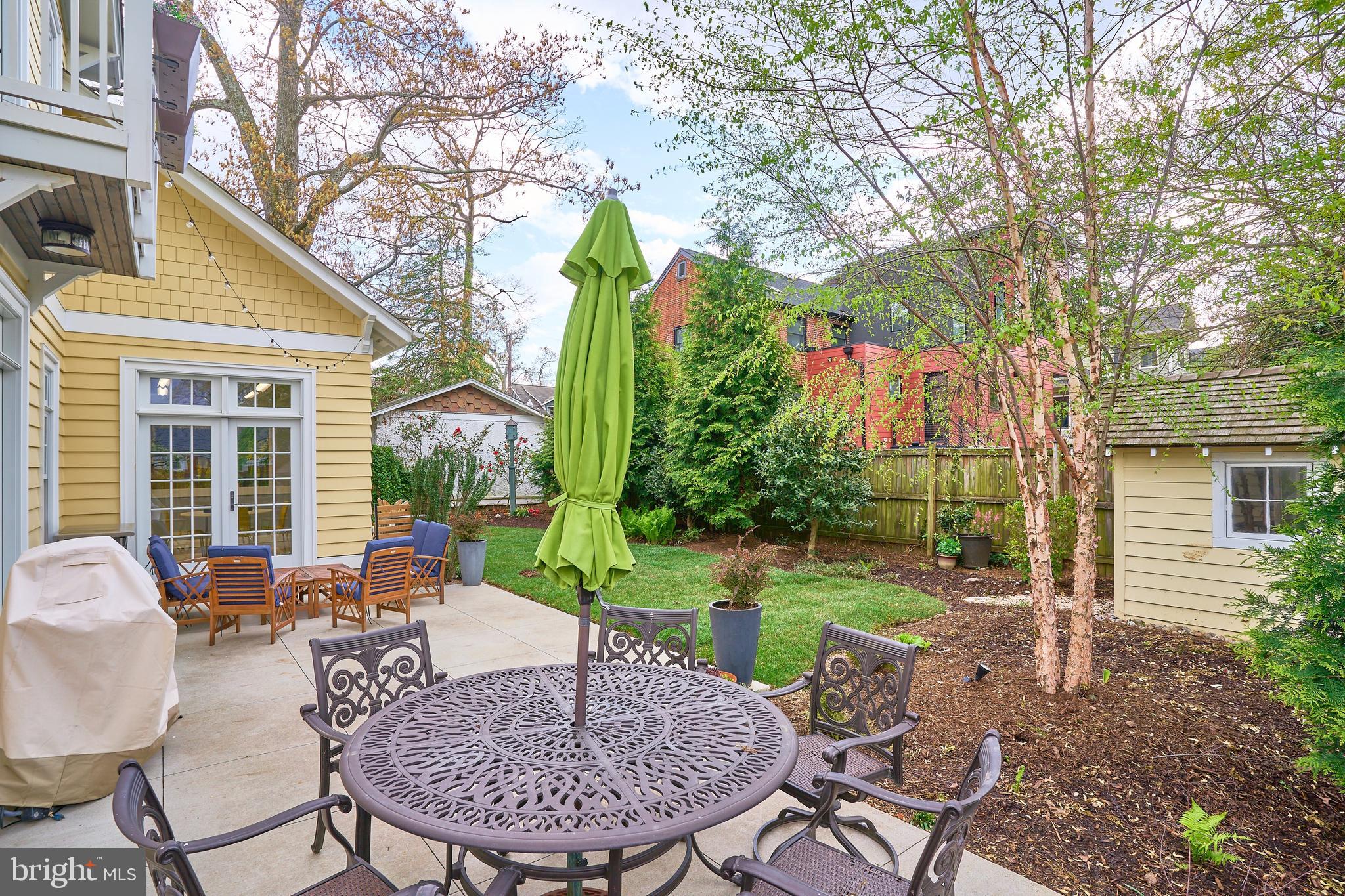 LYON PARK - Residential