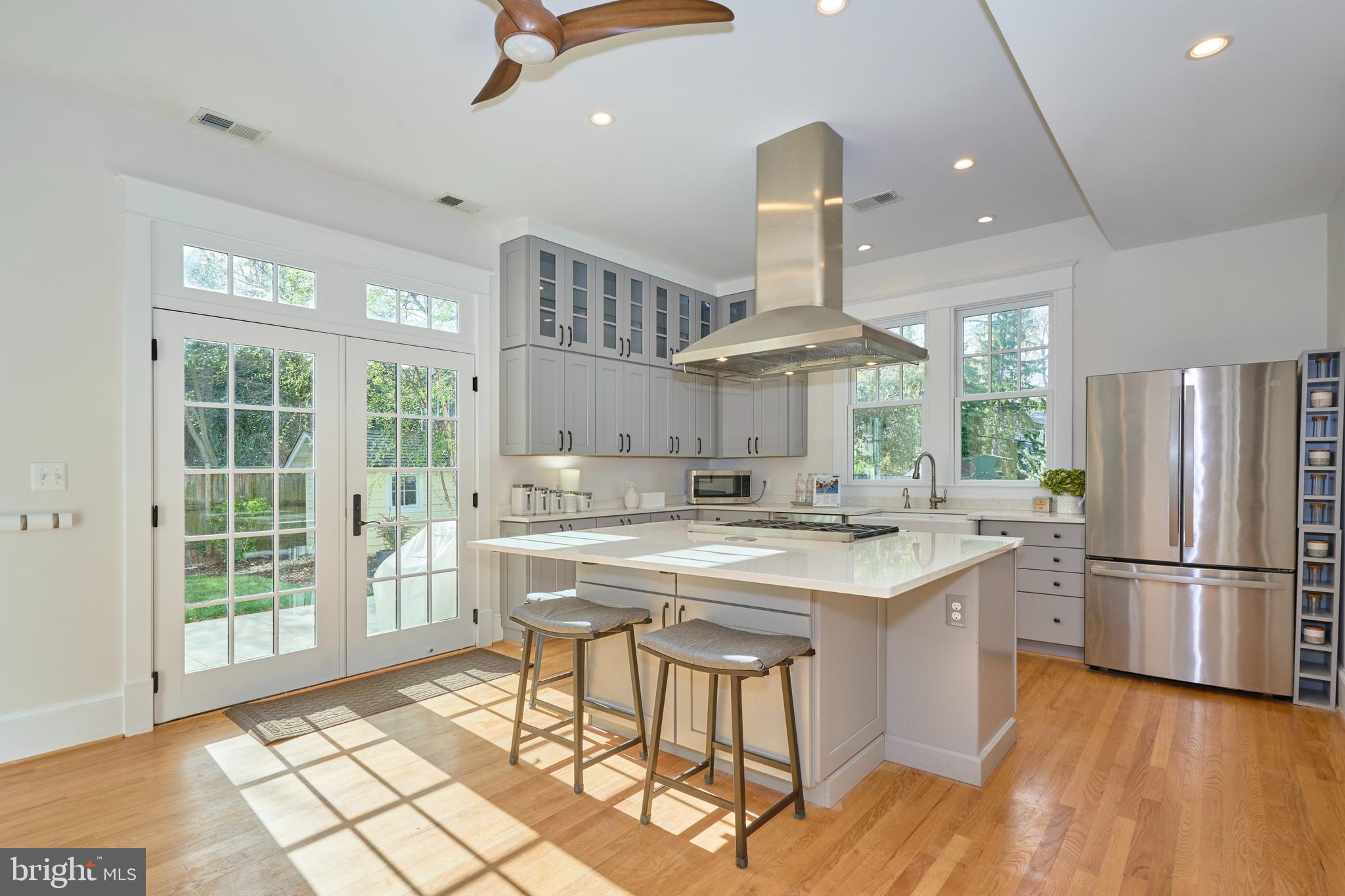 LYON PARK - Residential