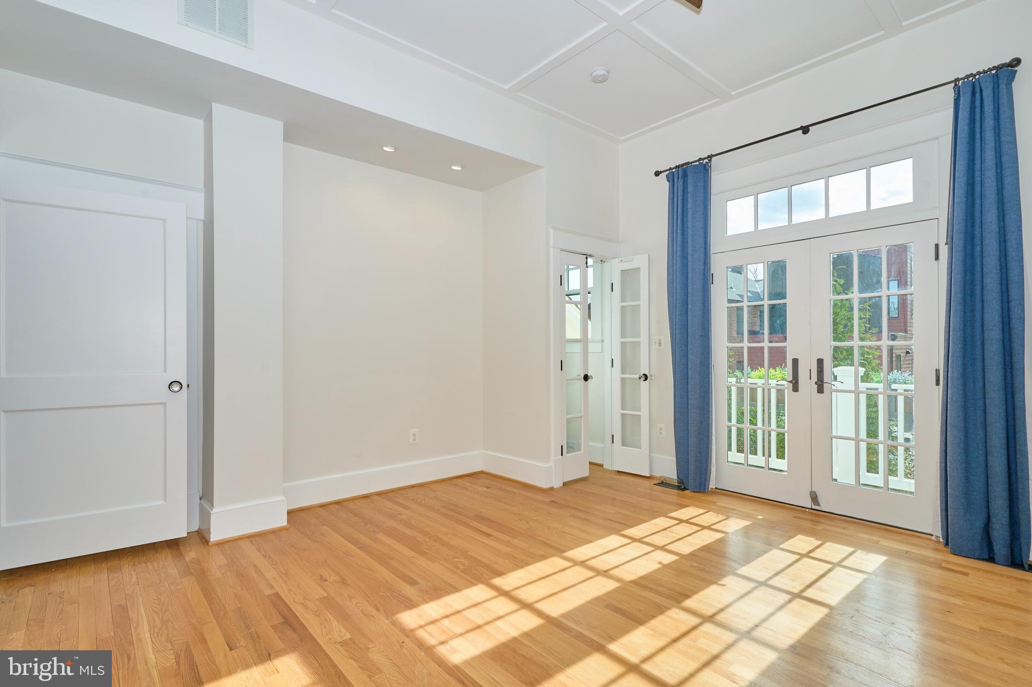 LYON PARK - Residential