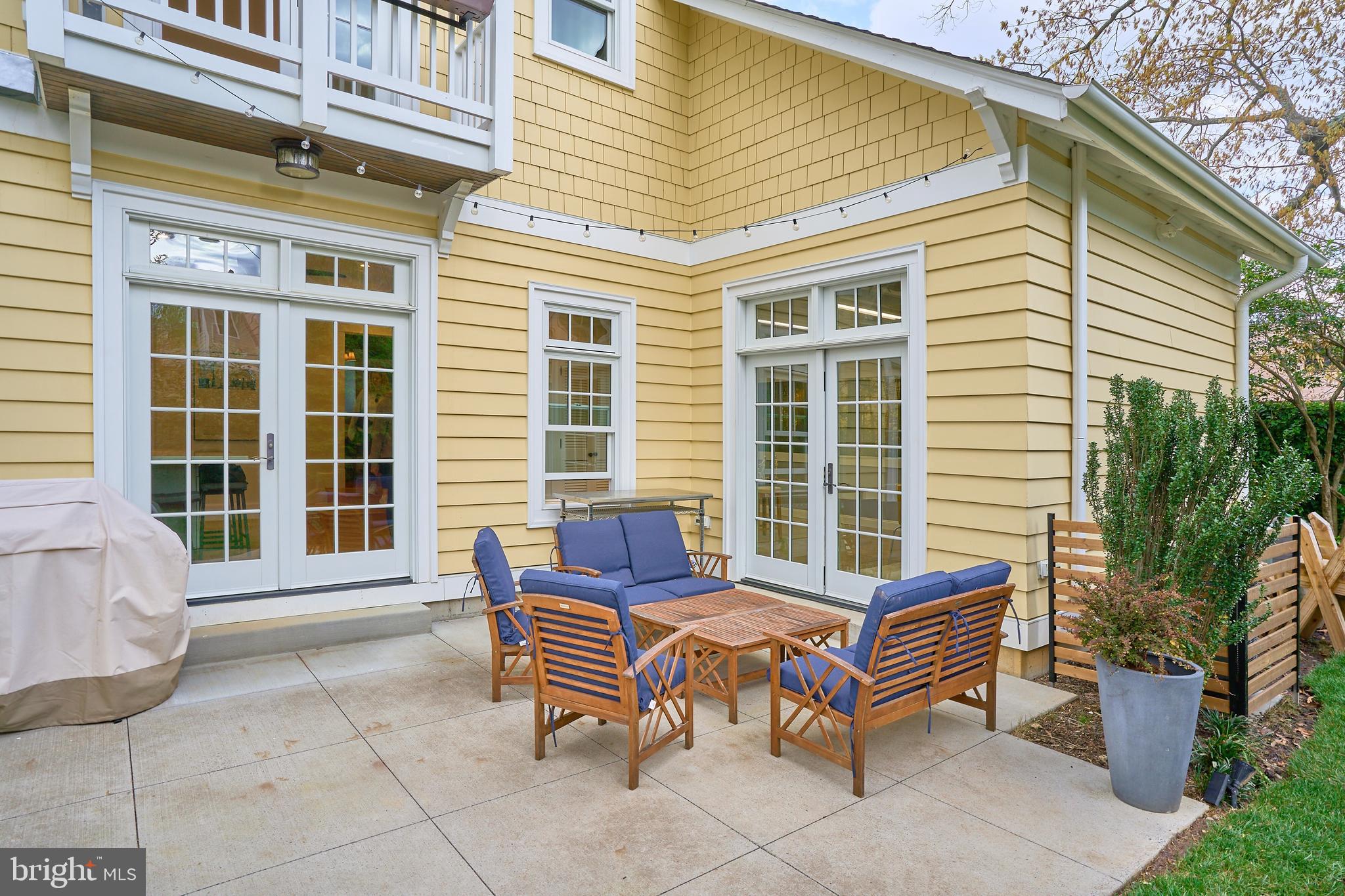 LYON PARK - Residential