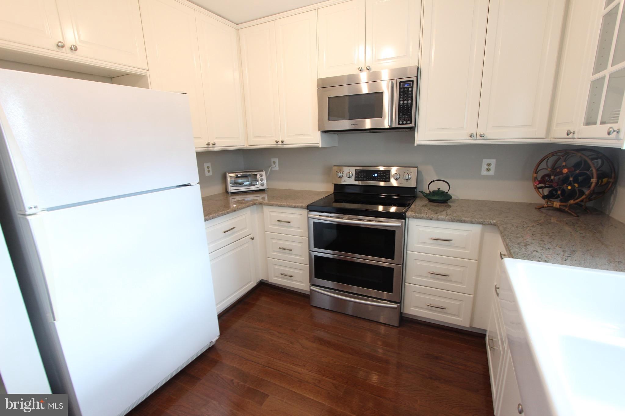 COUNTRYSIDE - Residential