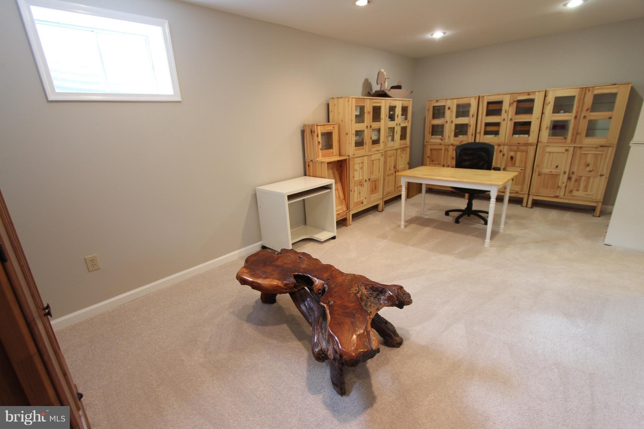 COUNTRYSIDE - Residential