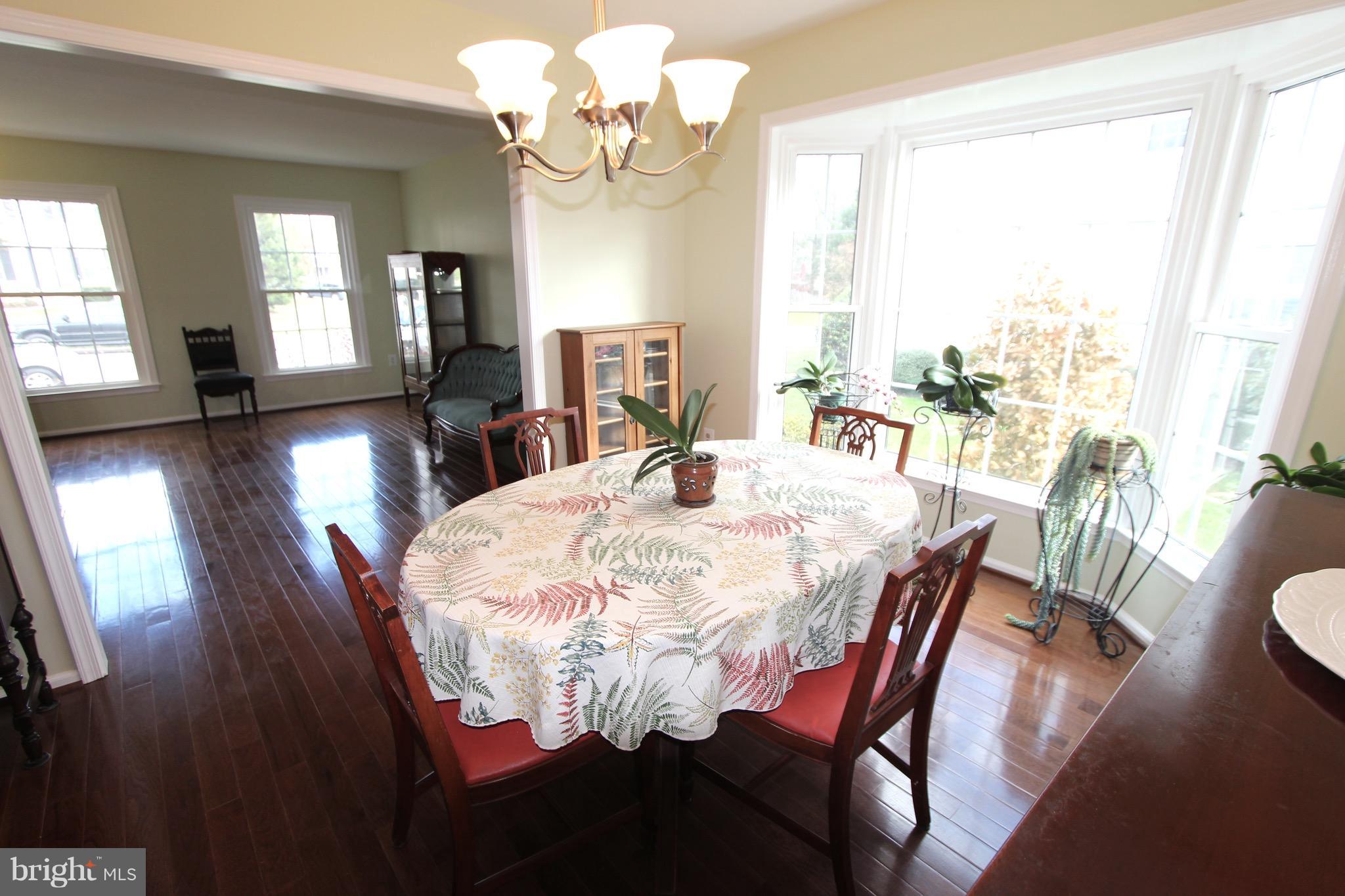 COUNTRYSIDE - Residential