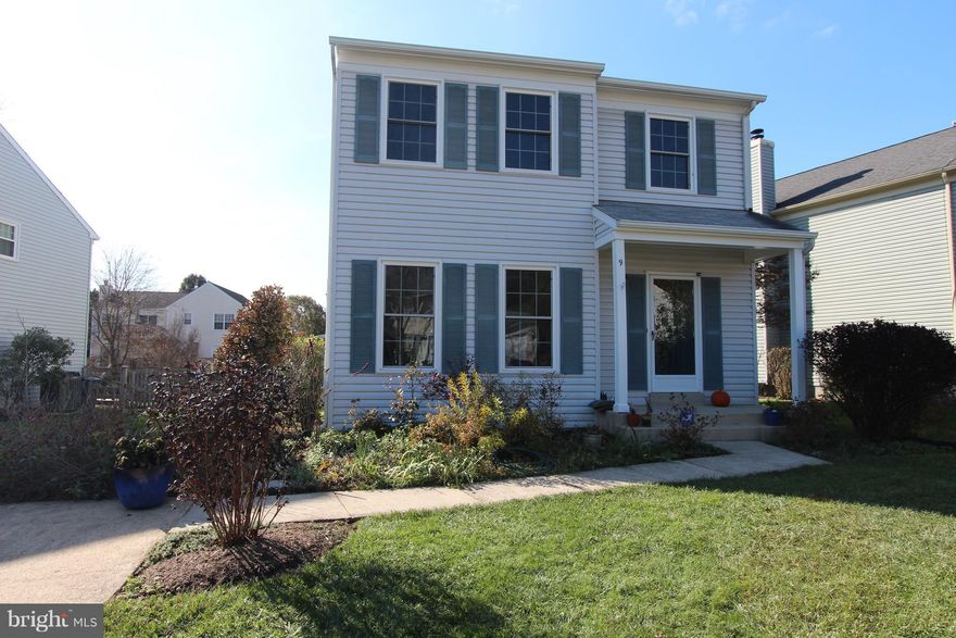 Great Countryside Single Family Home. New hardwood flooring on Main level. New carpet on upper and lower levels. Gourmet kitchen with new cabinets, stainless steel appliances & Granite counter tops. Remodeled  Master bathroom.