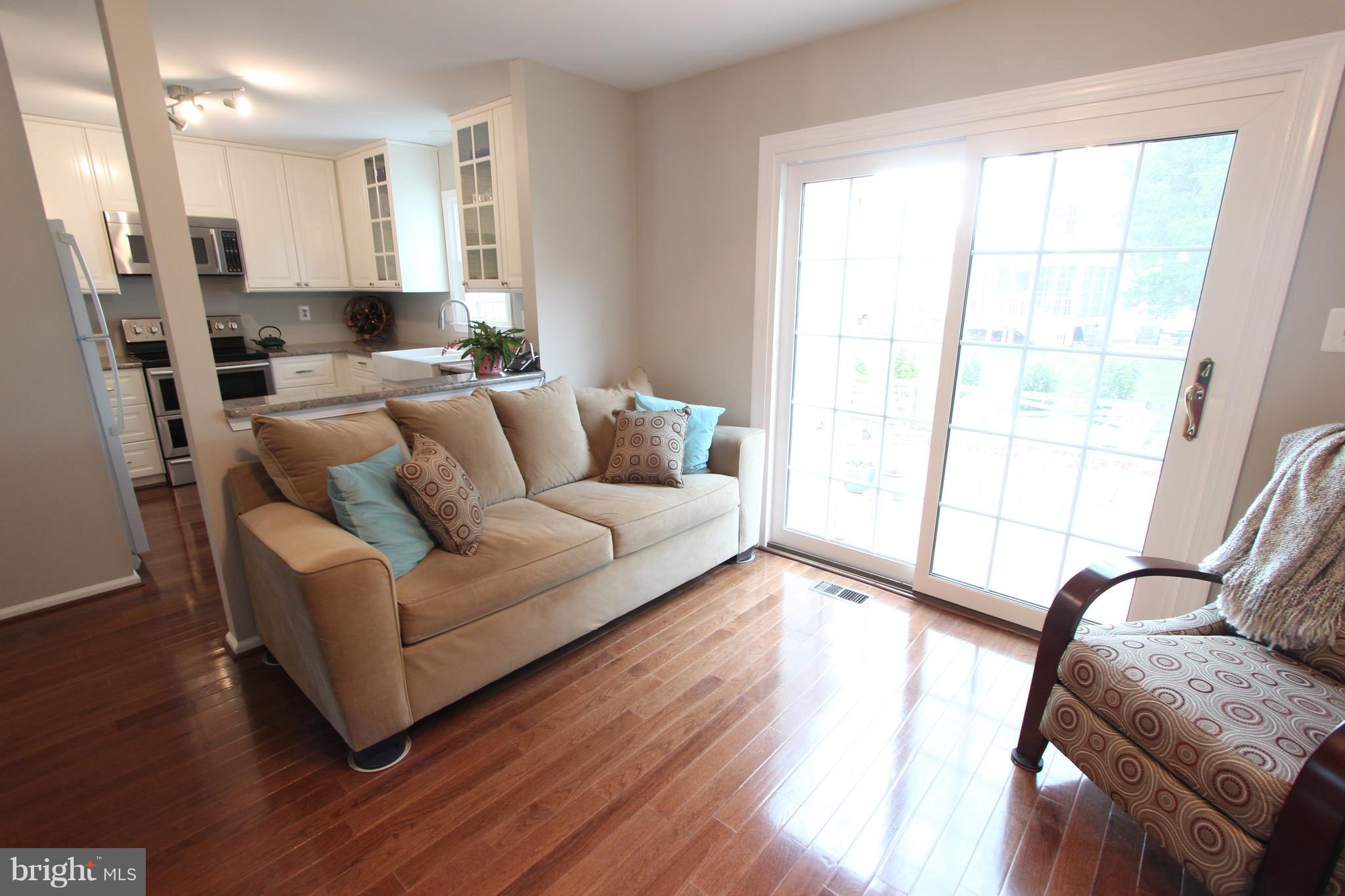 COUNTRYSIDE - Residential