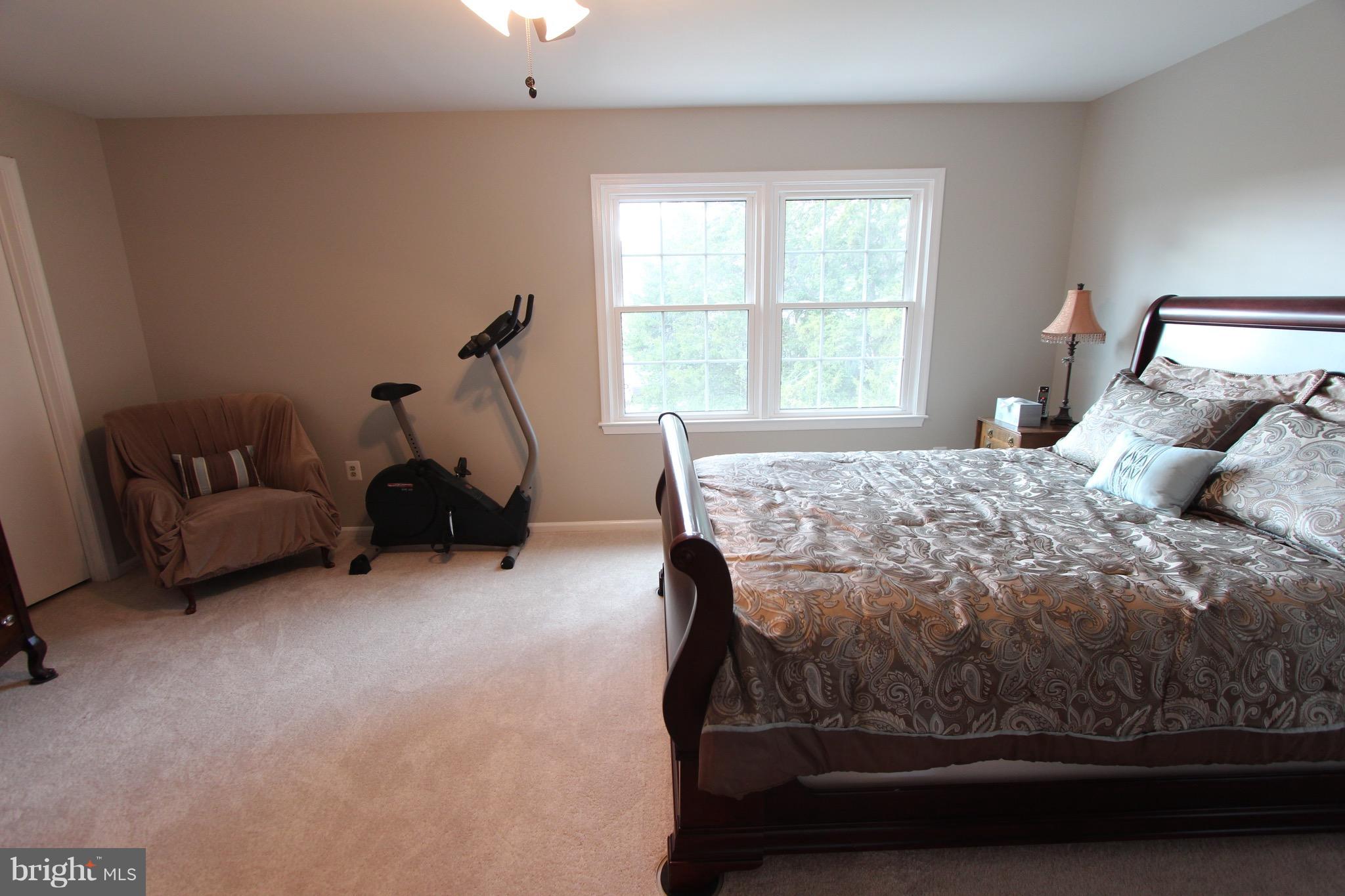 COUNTRYSIDE - Residential