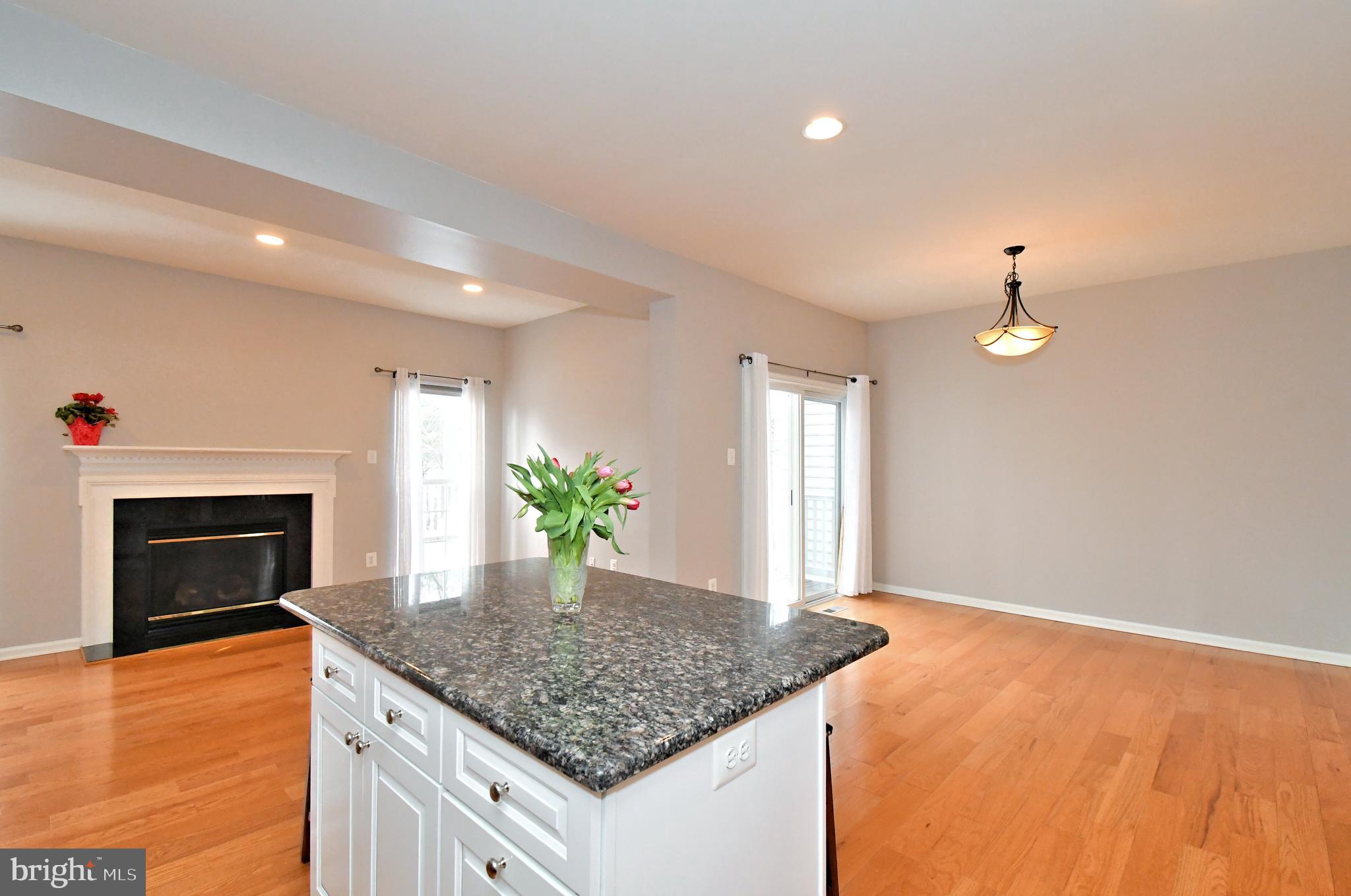 DEVON COURT - Residential