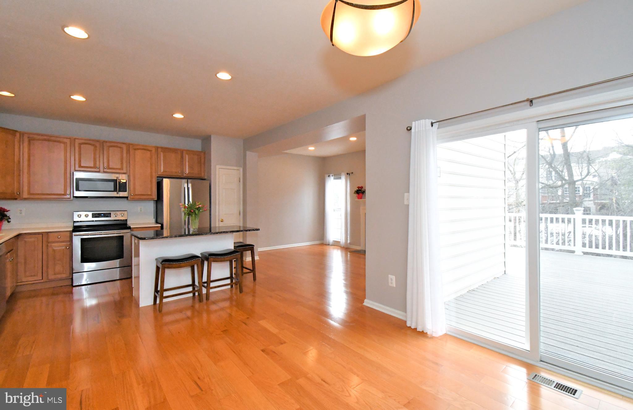 DEVON COURT - Residential