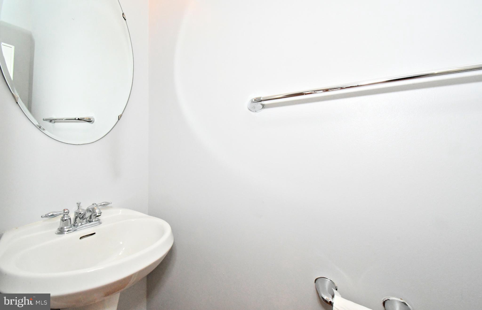 DEVON COURT - Residential