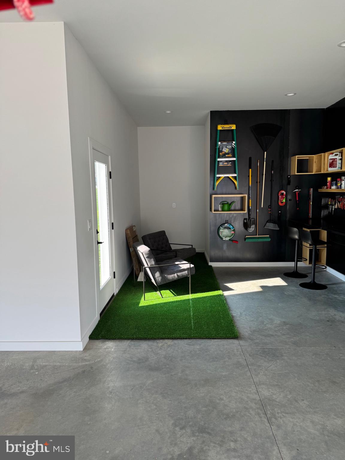 1212 MOSAIC DRIVE 411