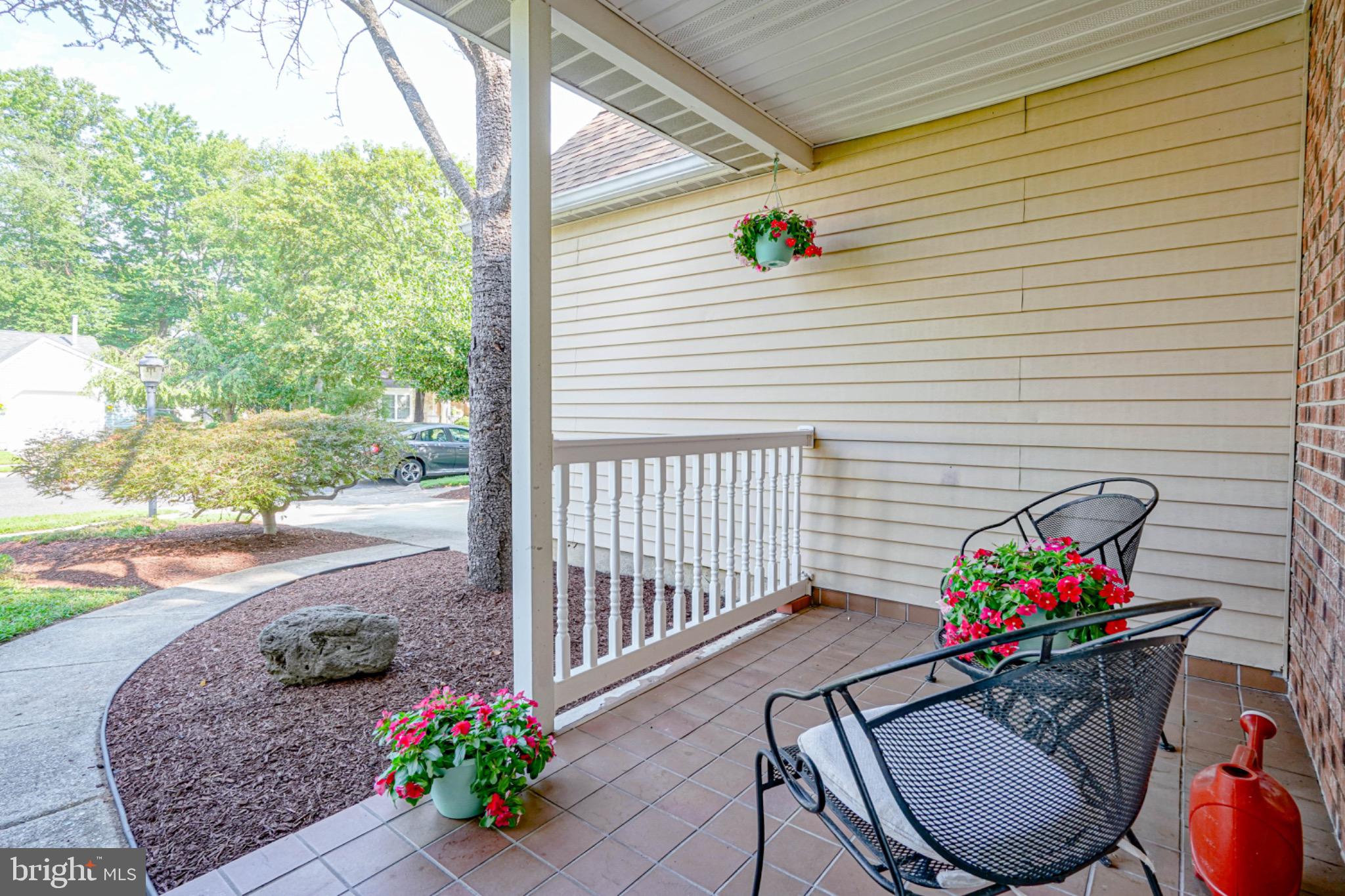 27 NILAND LANE