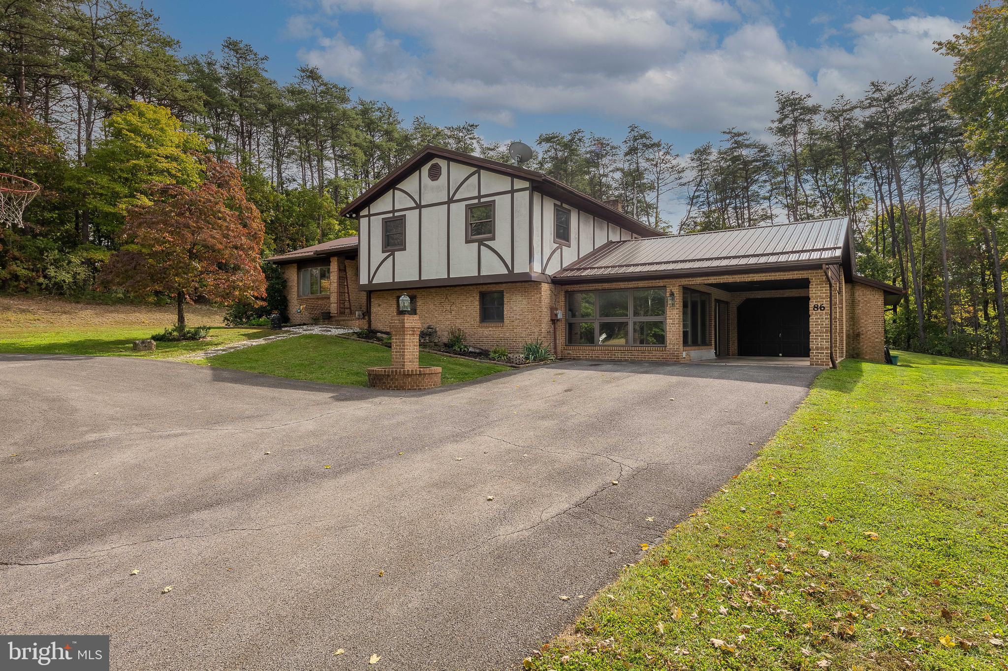 SHIRLEY FARMS - Residential