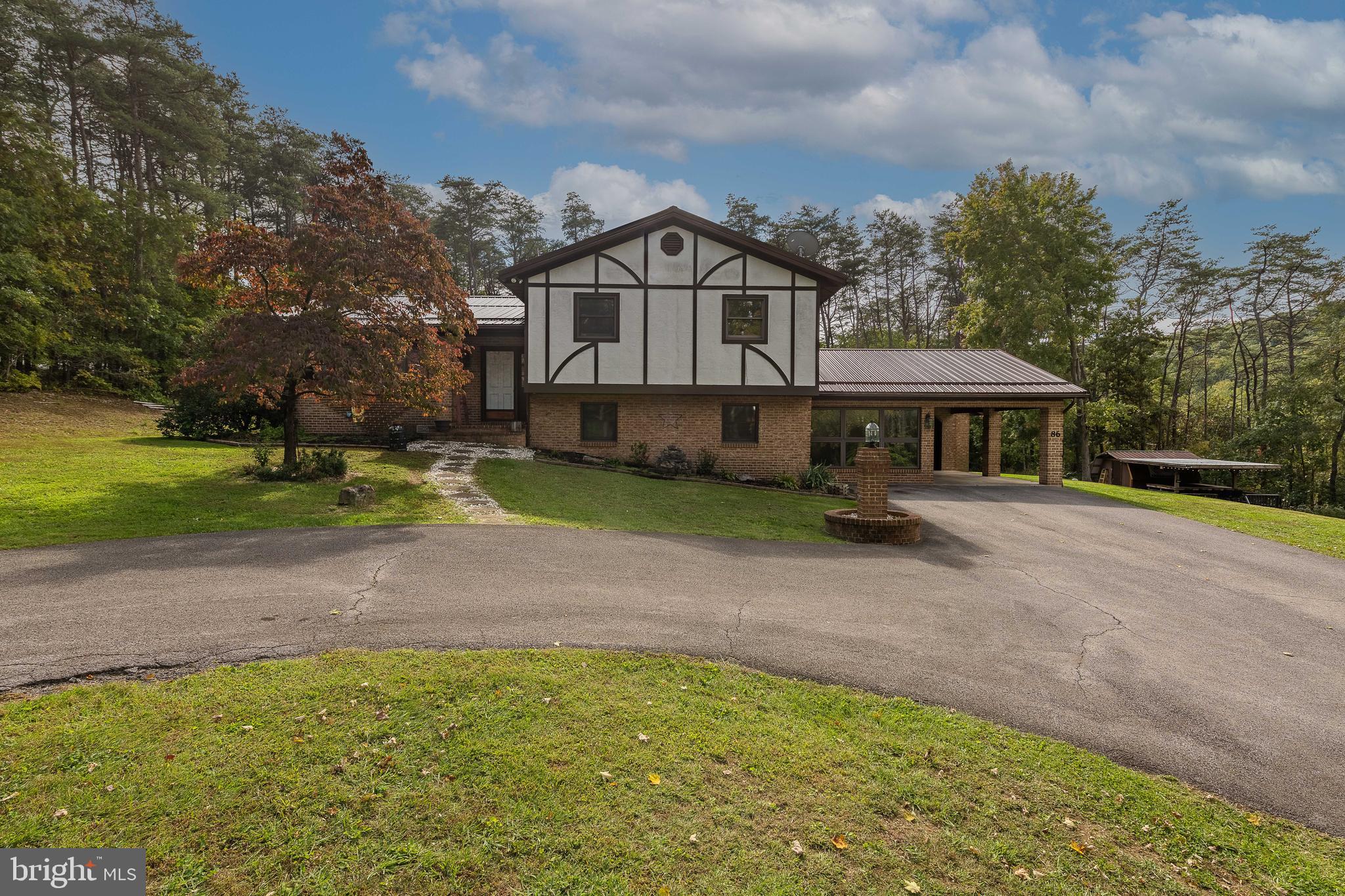 SHIRLEY FARMS - Residential