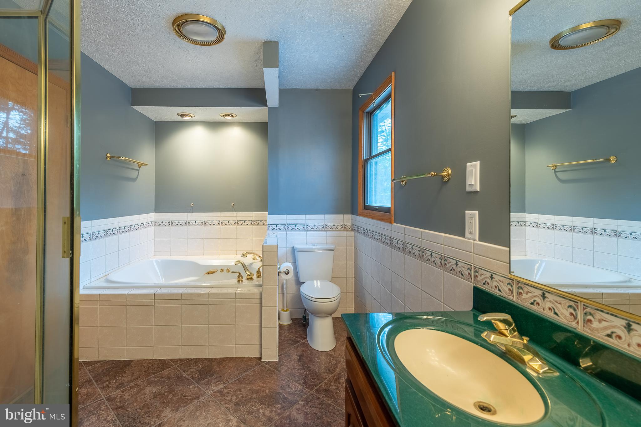 SHIRLEY FARMS - Residential