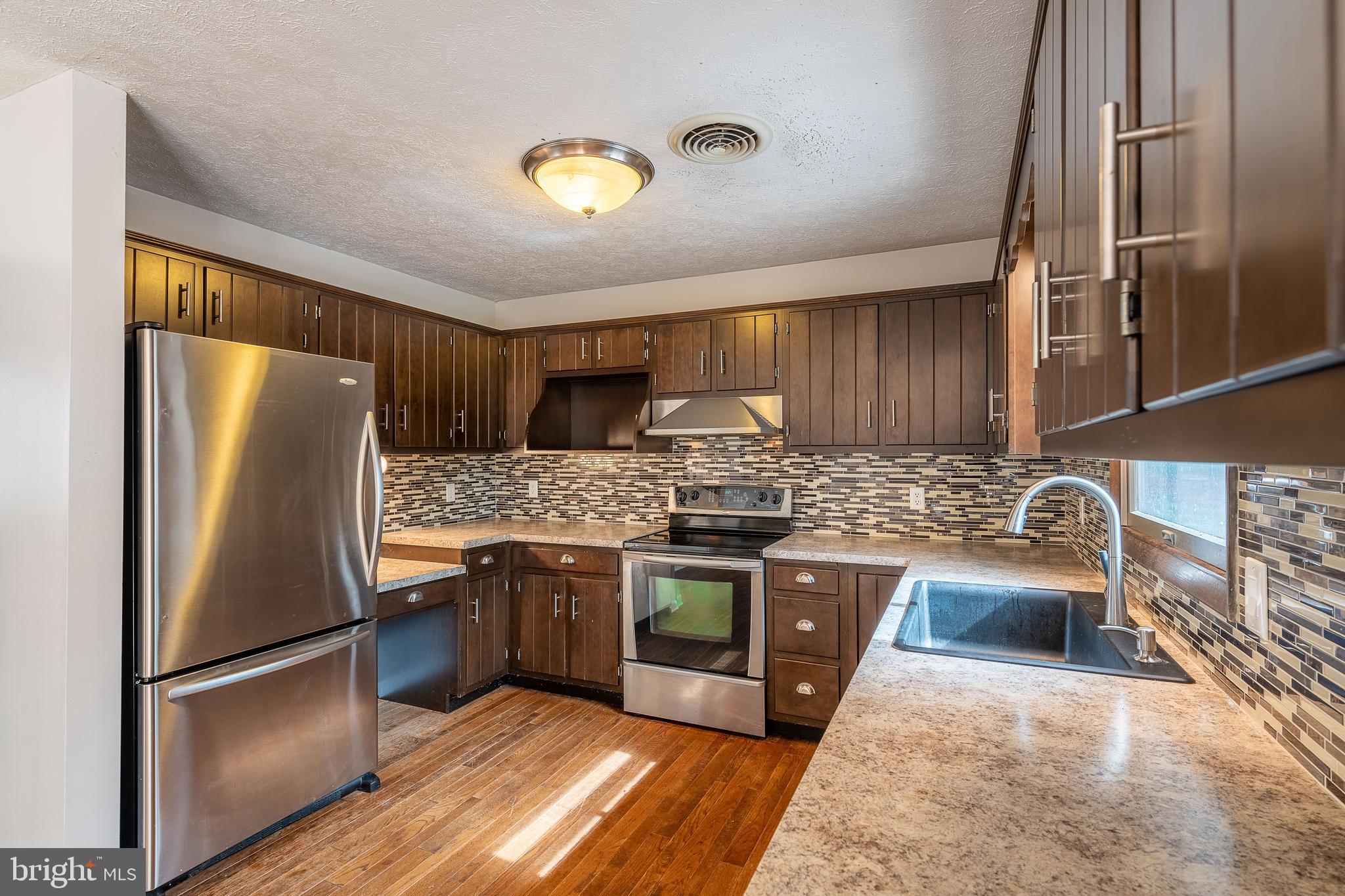 SHIRLEY FARMS - Residential