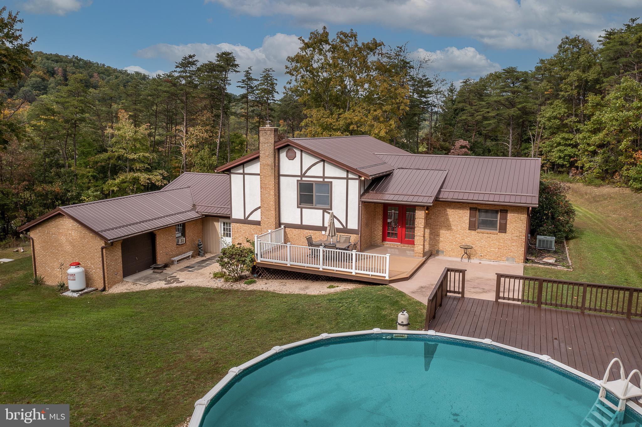 SHIRLEY FARMS - Residential