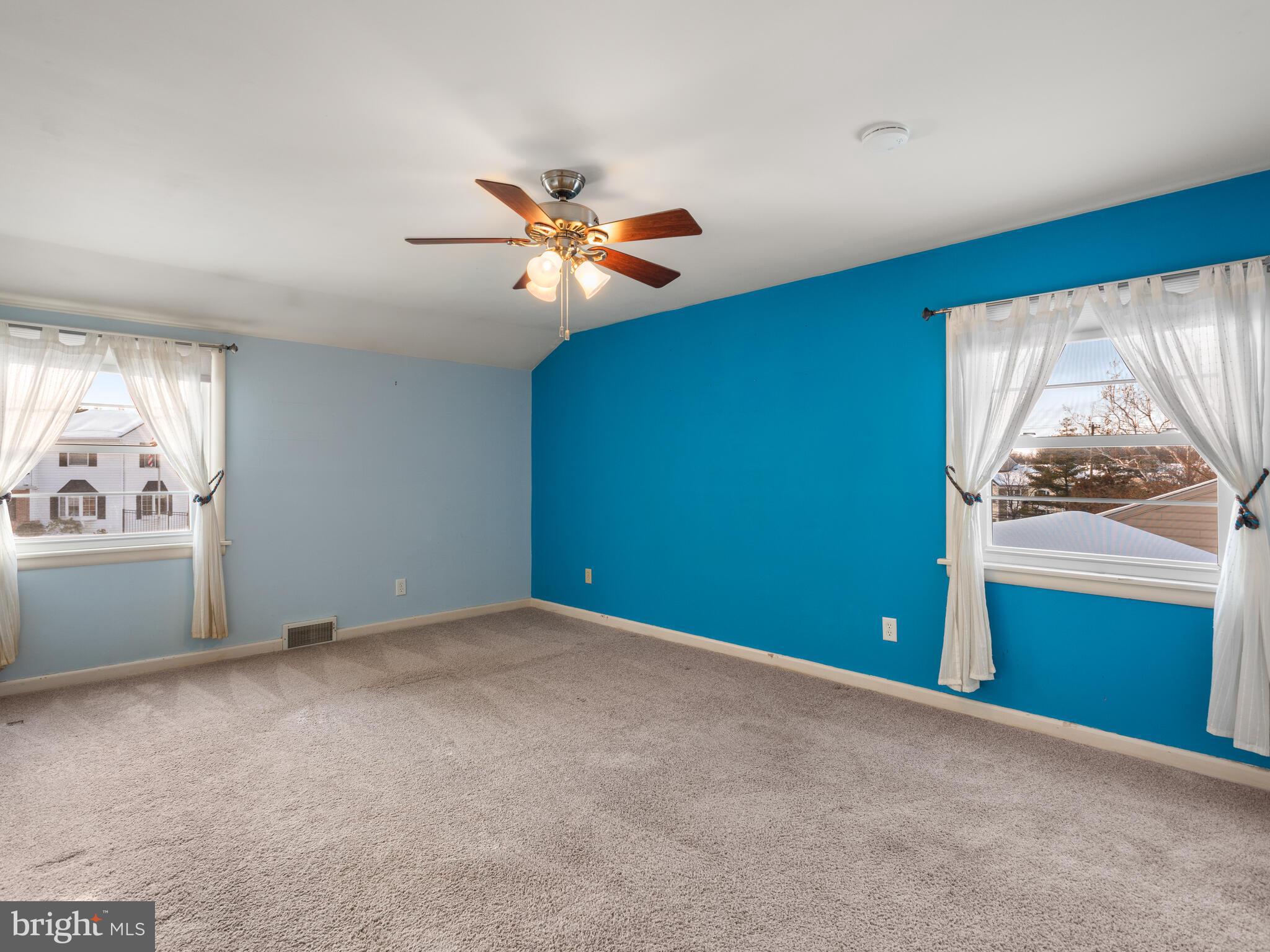 ANDORRA WOODS - Residential