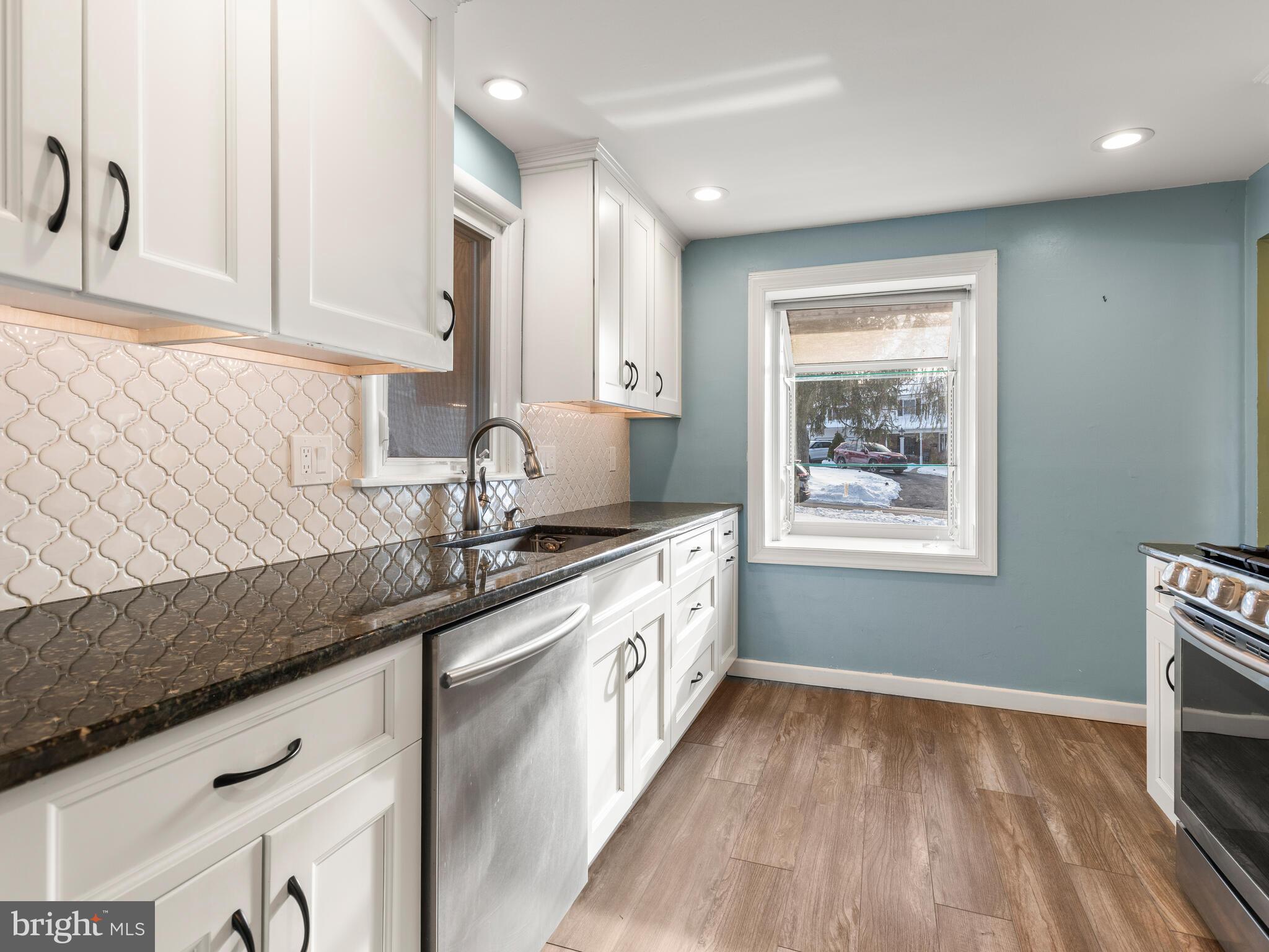 ANDORRA WOODS - Residential