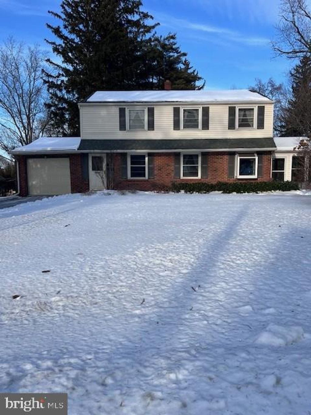 Photo of 405 Revere Road, LAFAYETTE HILL, PA 19444 (MLS # PAMC2166920)