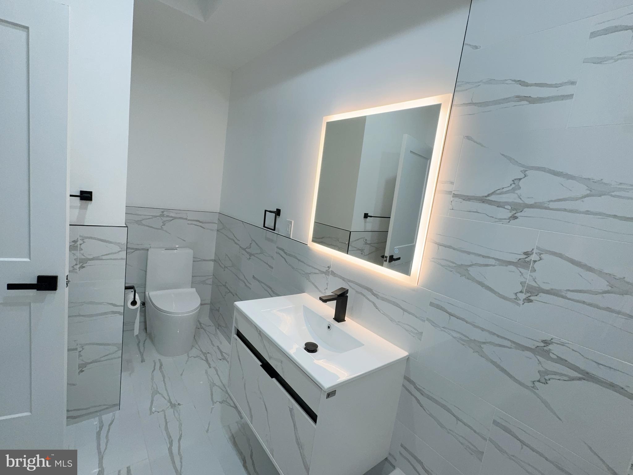 DICKINSON NARROWS - Residential