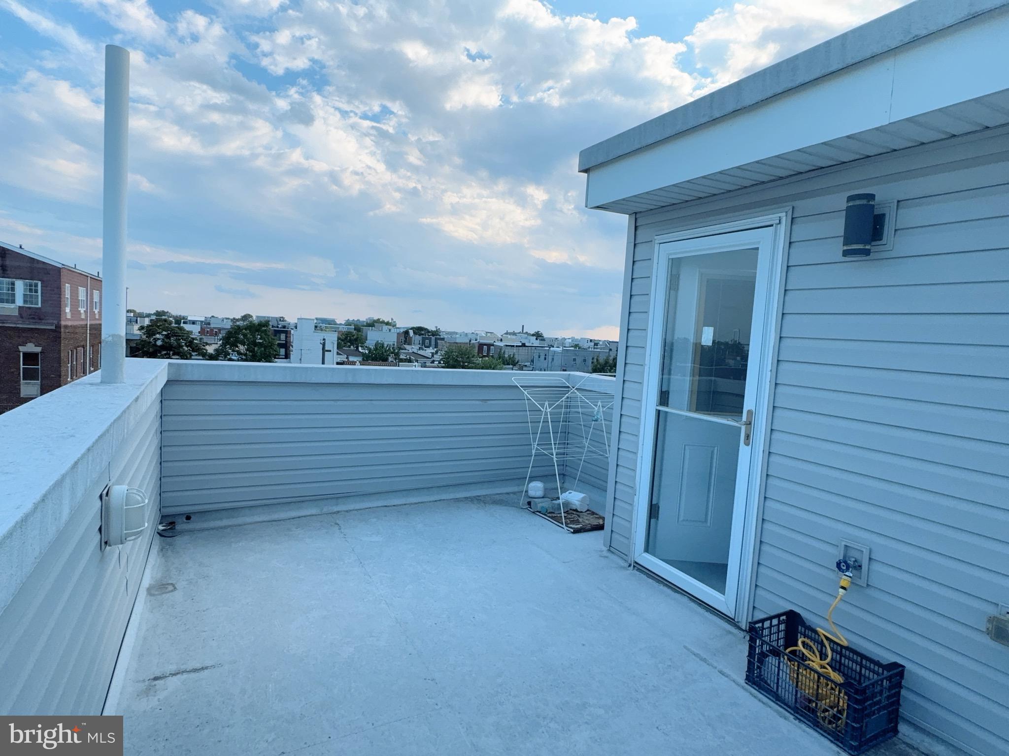 DICKINSON NARROWS - Residential