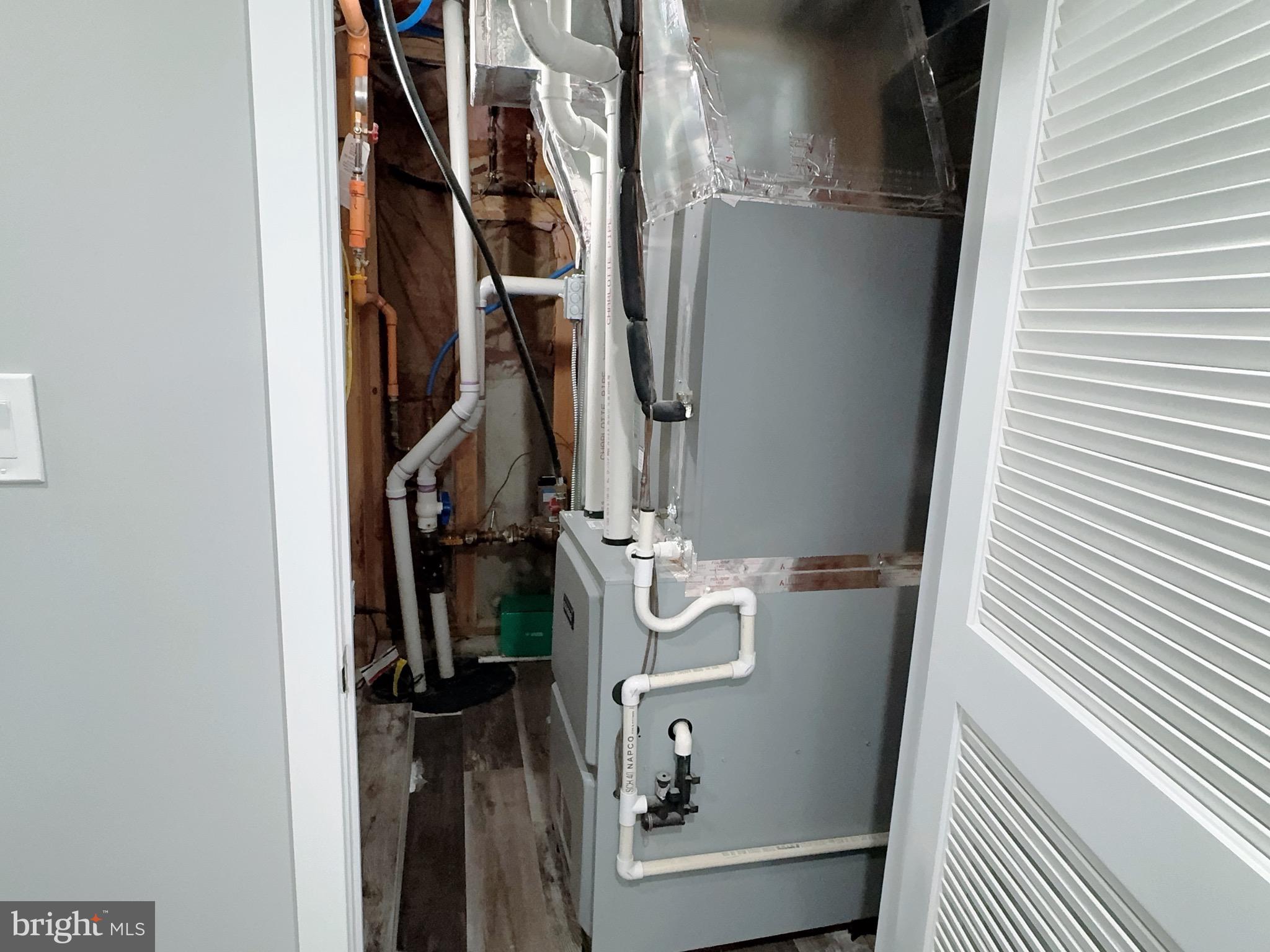 DICKINSON NARROWS - Residential