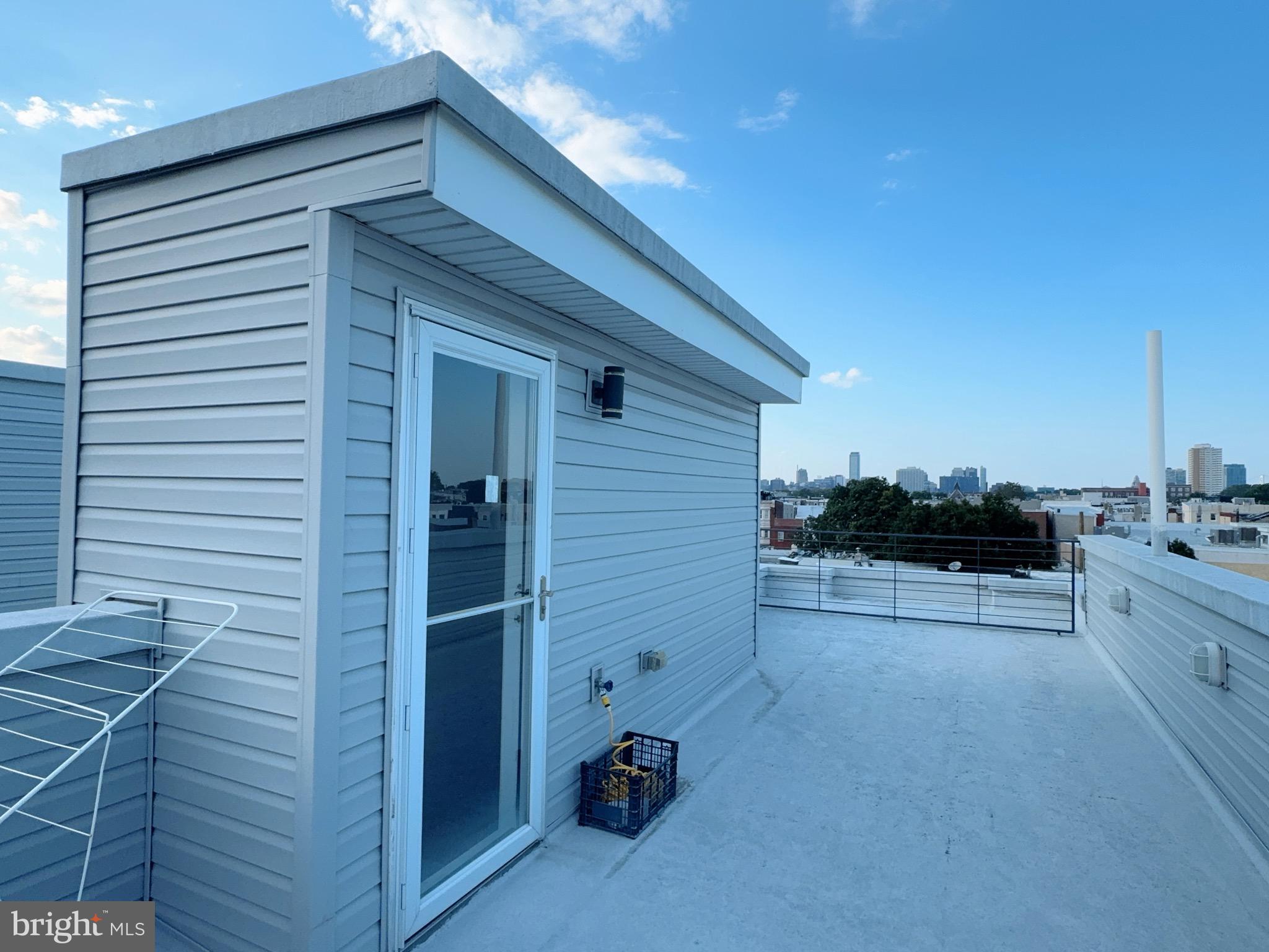 DICKINSON NARROWS - Residential