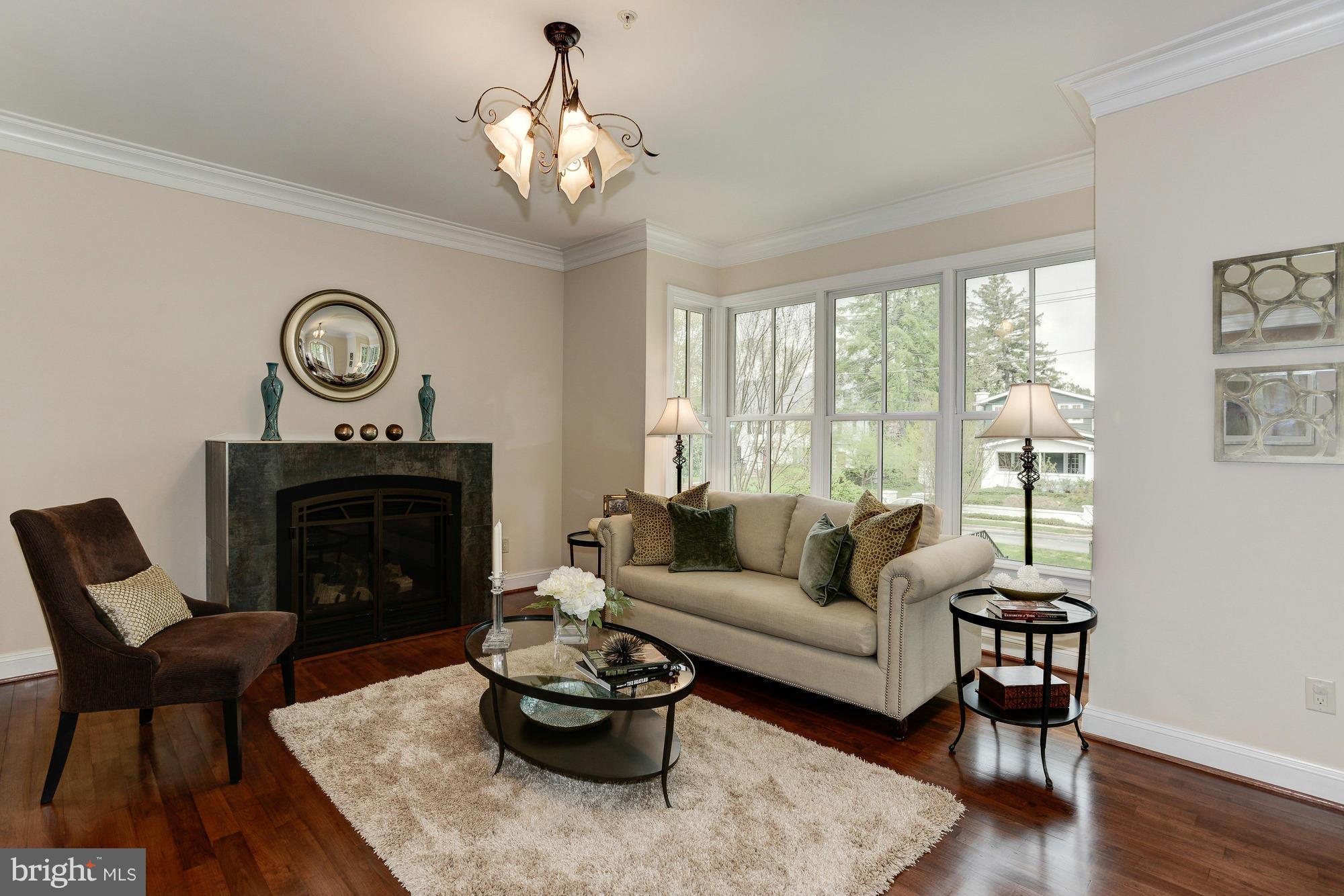 CHEVY CHASE - Residential