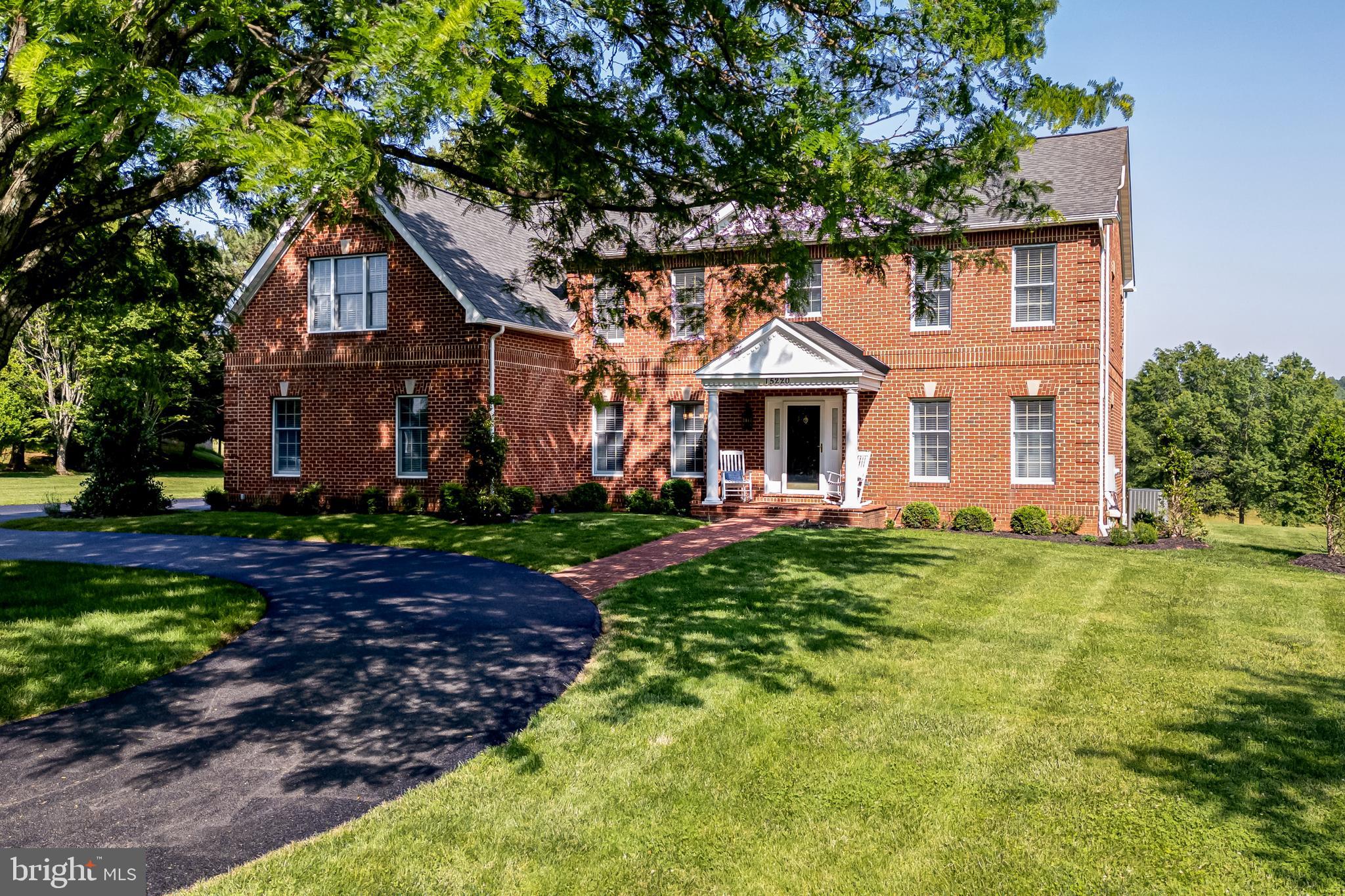 15220 HIGHVIEW COURT