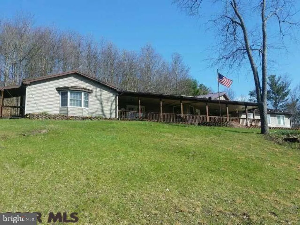 16 Whitetail Lane, Lock Haven, PA 17745