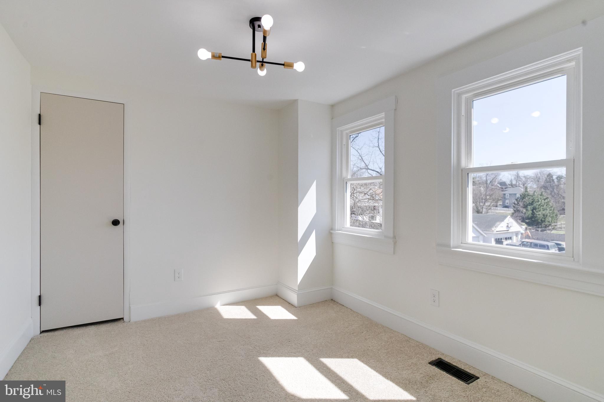 HALETHORPE - Residential