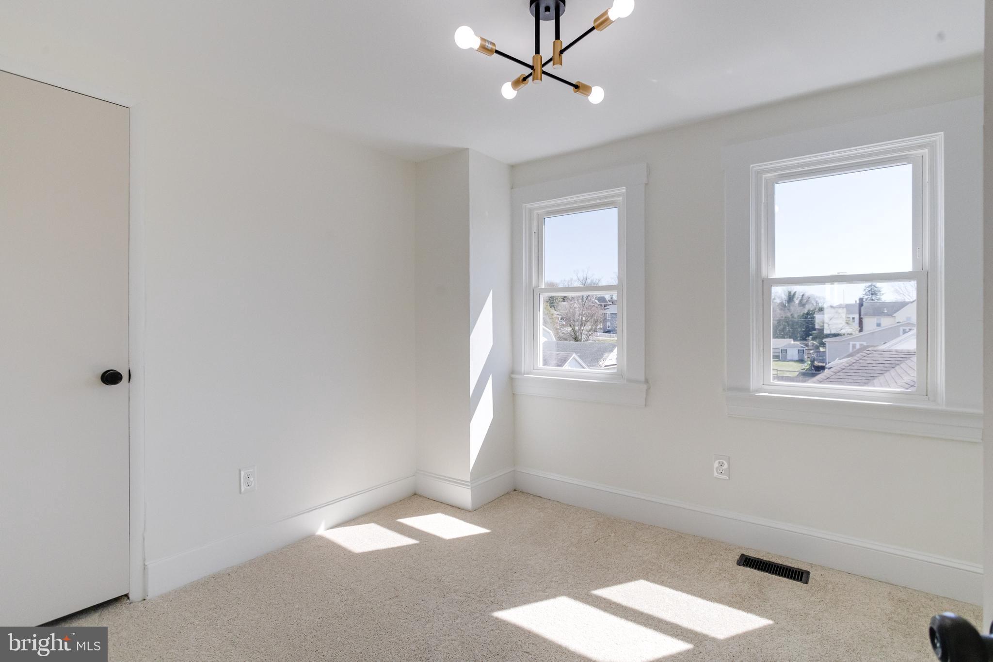 HALETHORPE - Residential