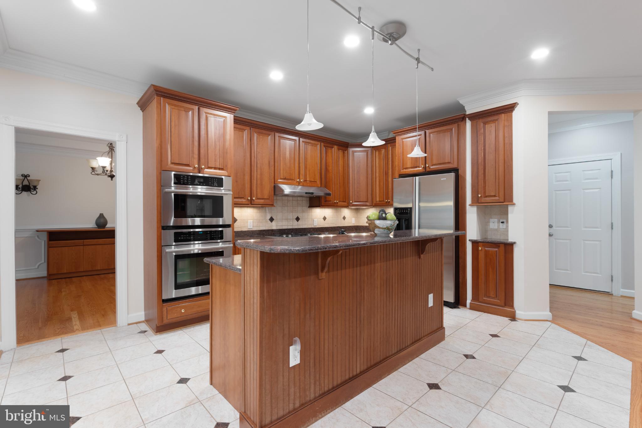 HILLWOOD - Residential