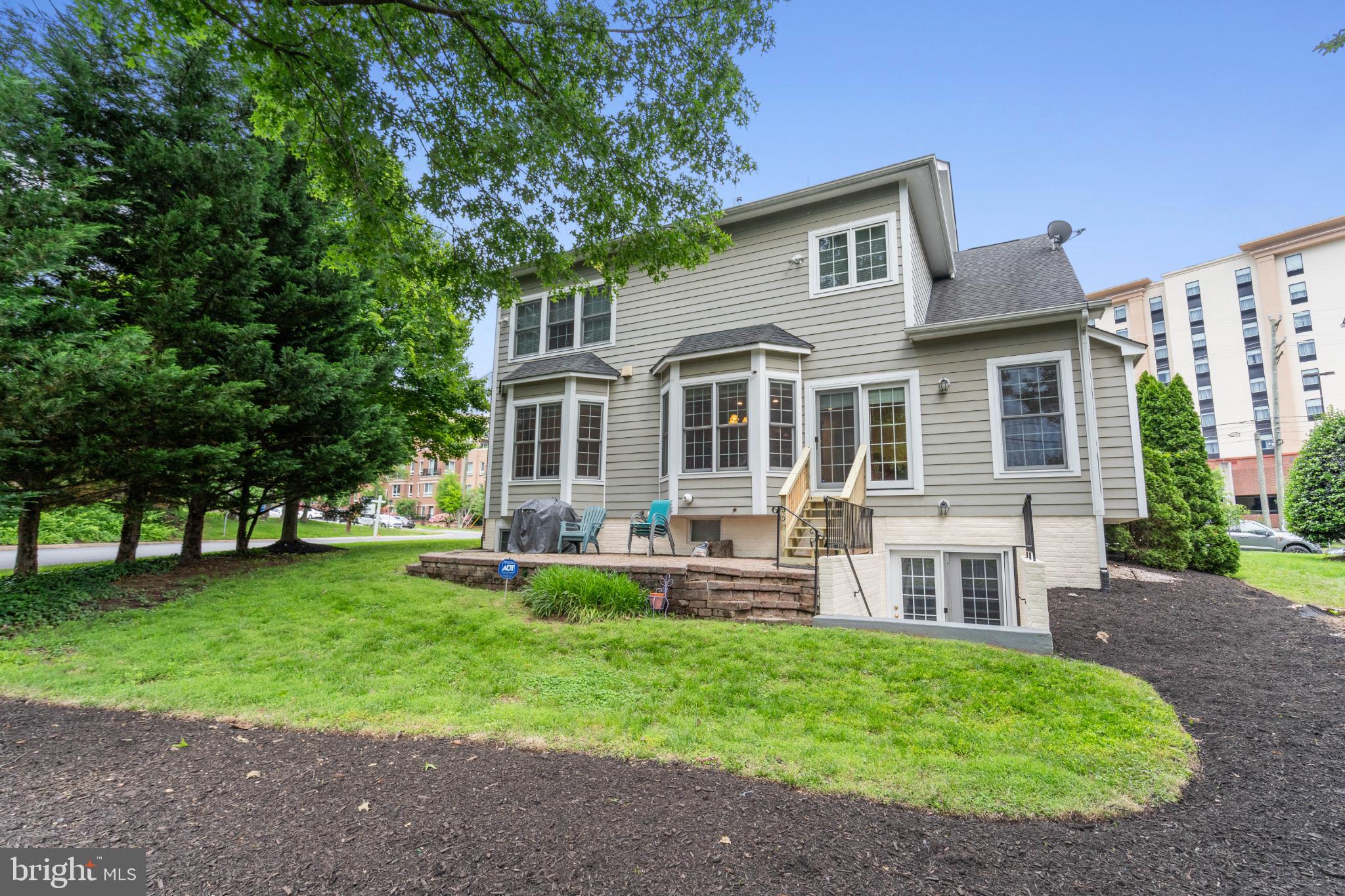 HILLWOOD - Residential