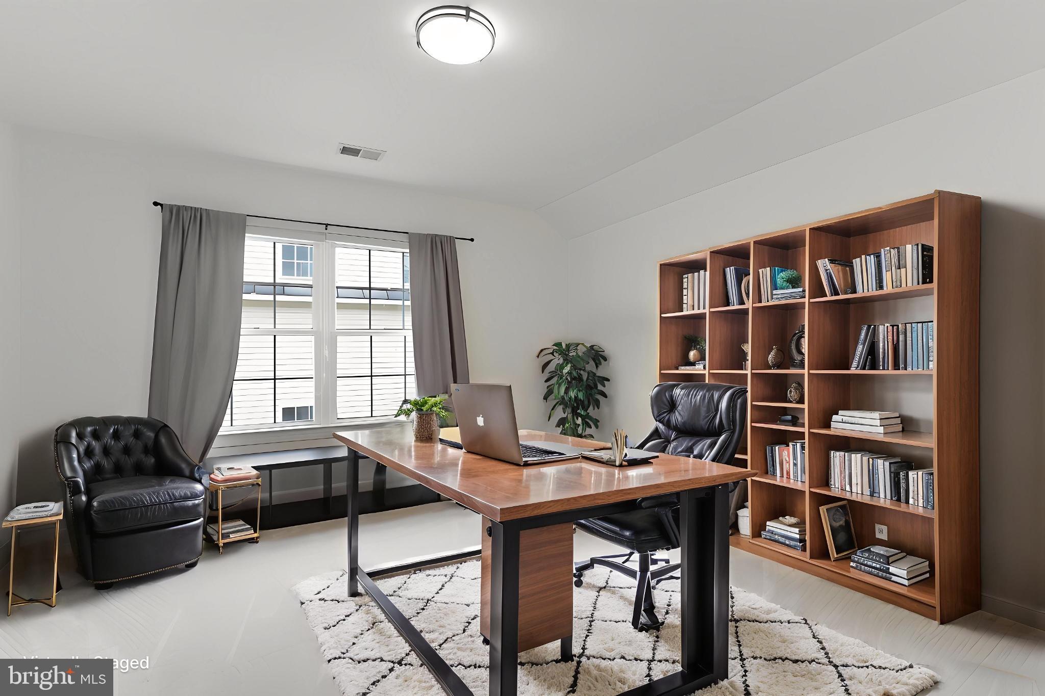 HILLWOOD - Residential