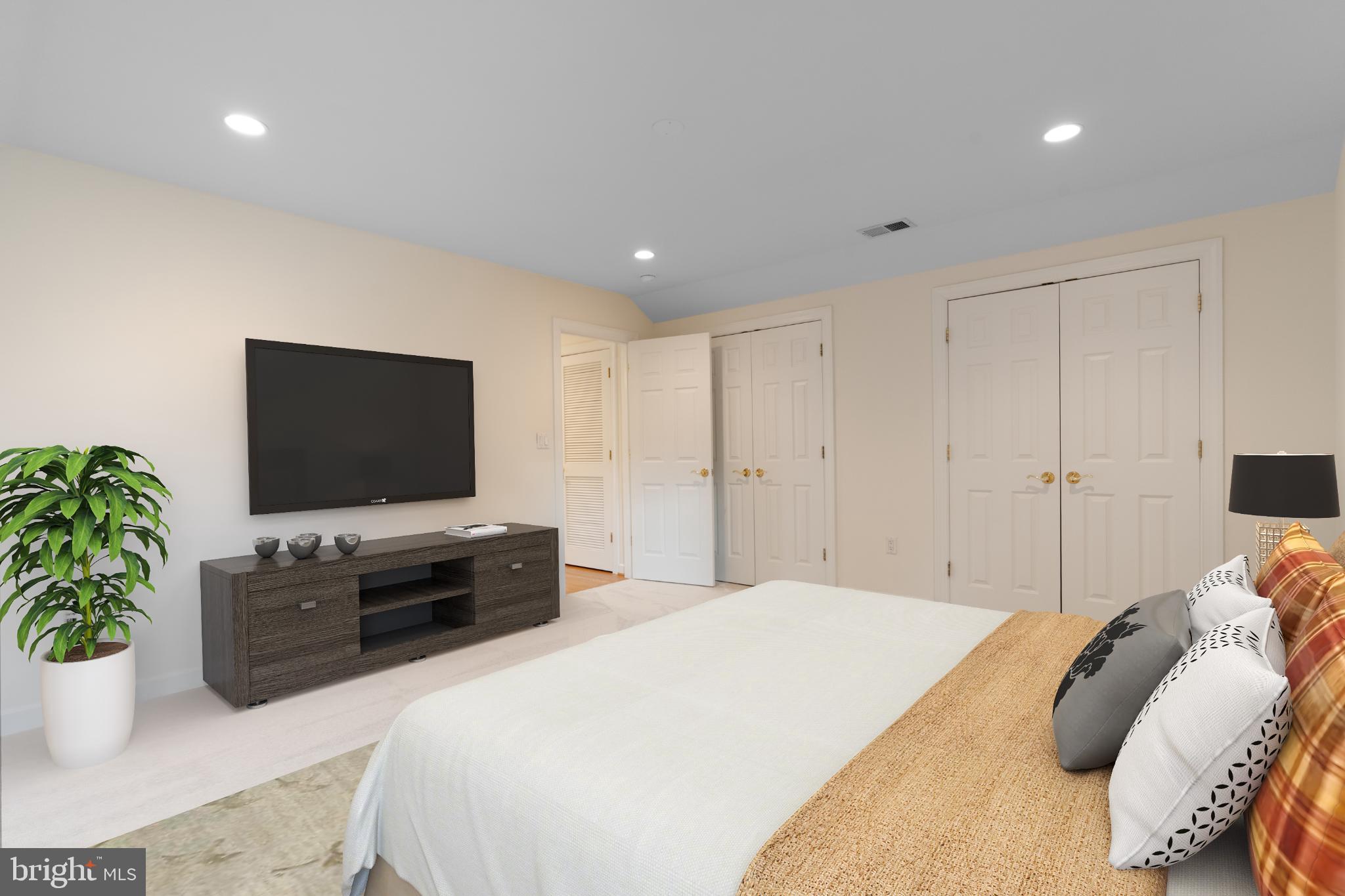 HILLWOOD - Residential