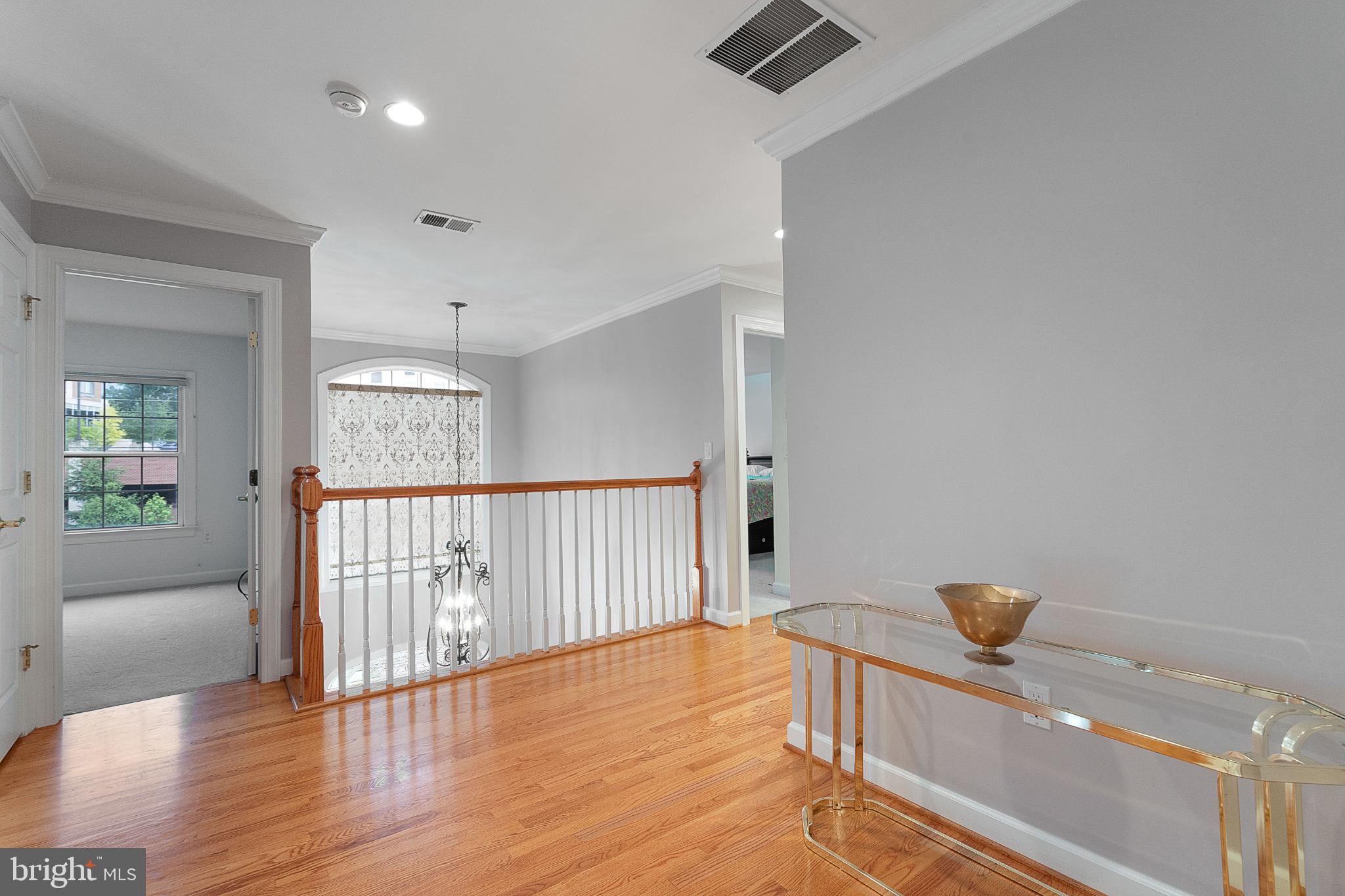 HILLWOOD - Residential