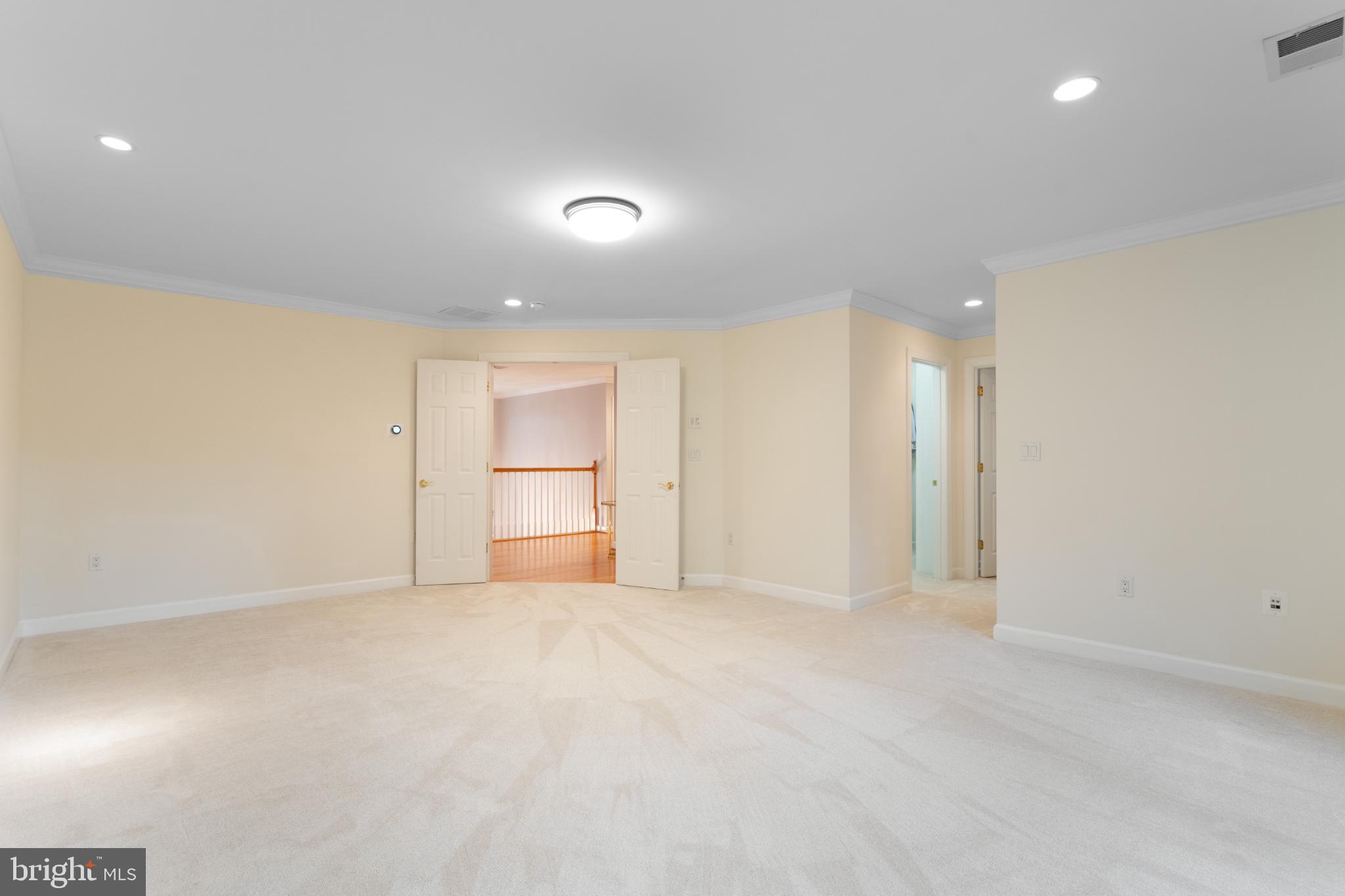 HILLWOOD - Residential