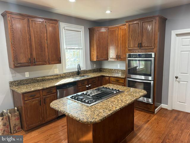 SIGNAL HILL ESTATES - Residential Lease