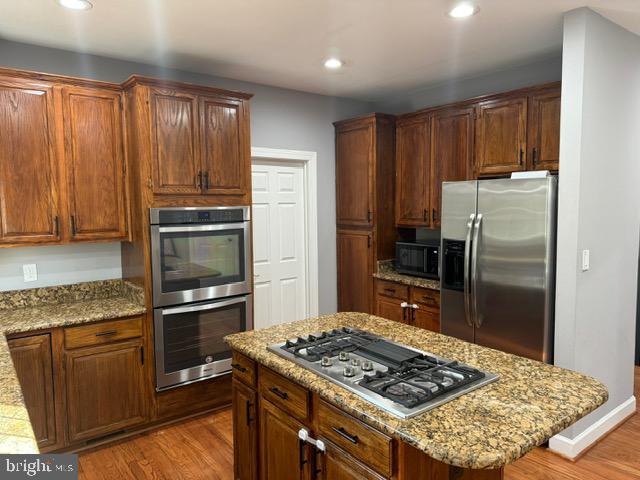 SIGNAL HILL ESTATES - Residential Lease