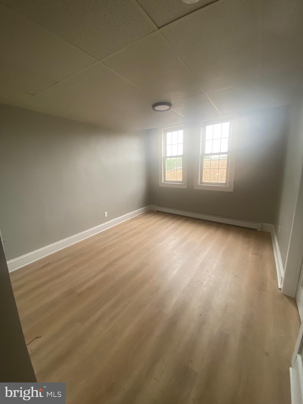 202 N MAIN AVENUE 6