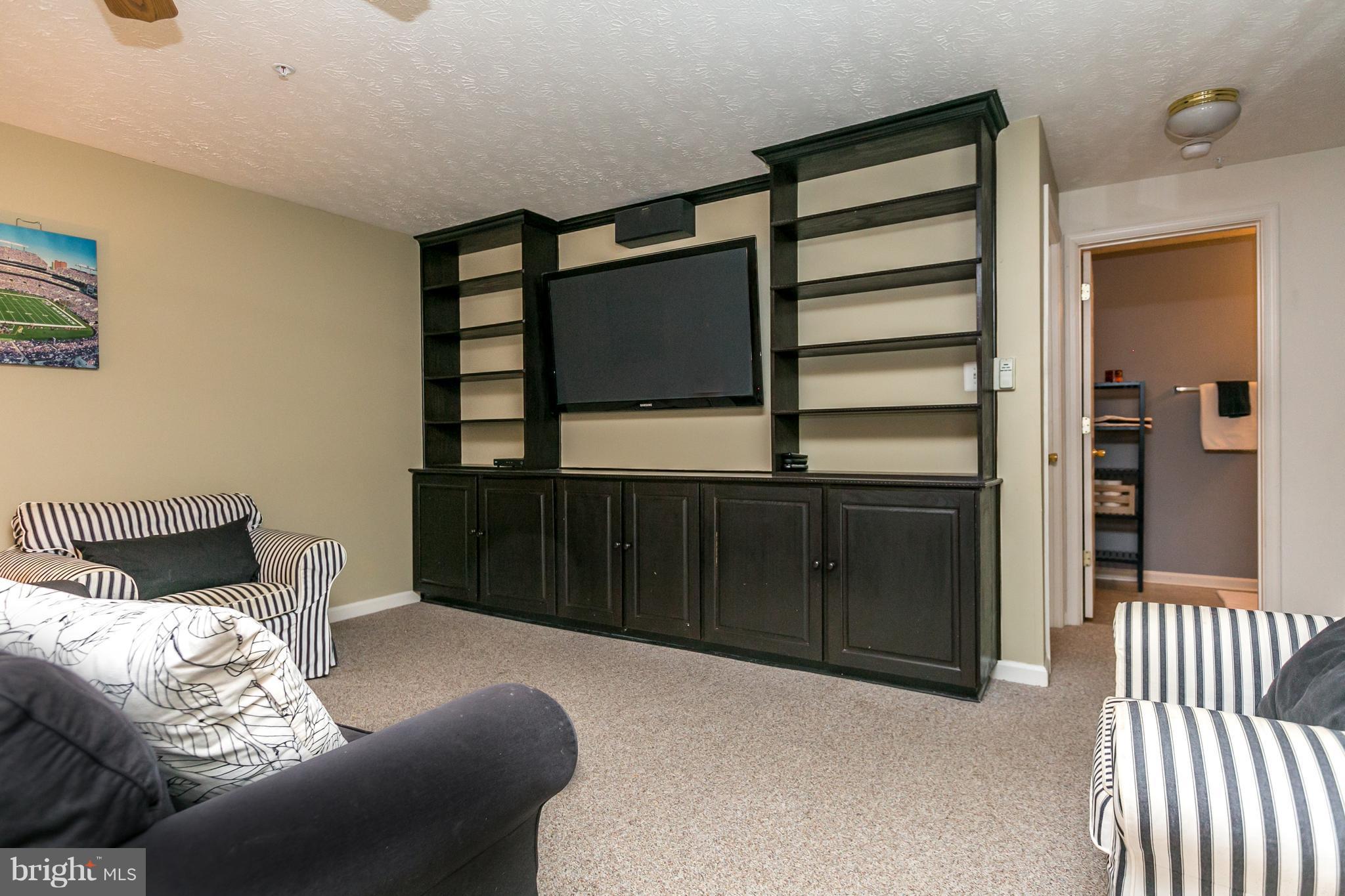 OAKHURST - Residential