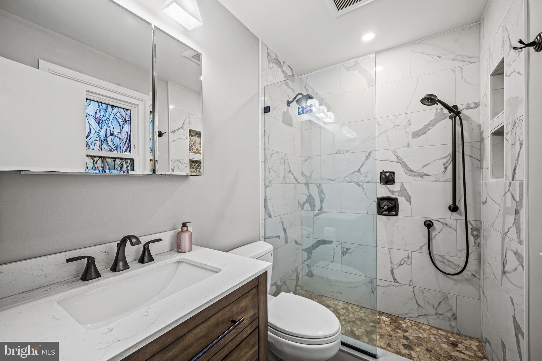 WOODMARK - Residential